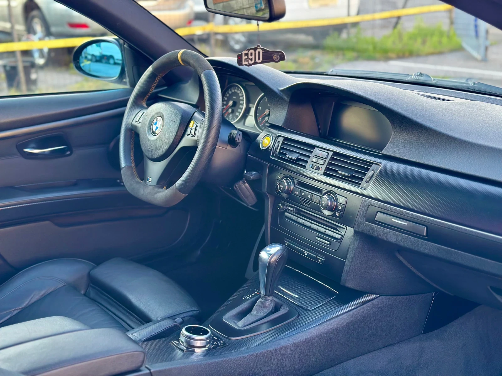 BMW 330 X-Drive M-Paket Face 203хил-км Много Запазена - изображение 9