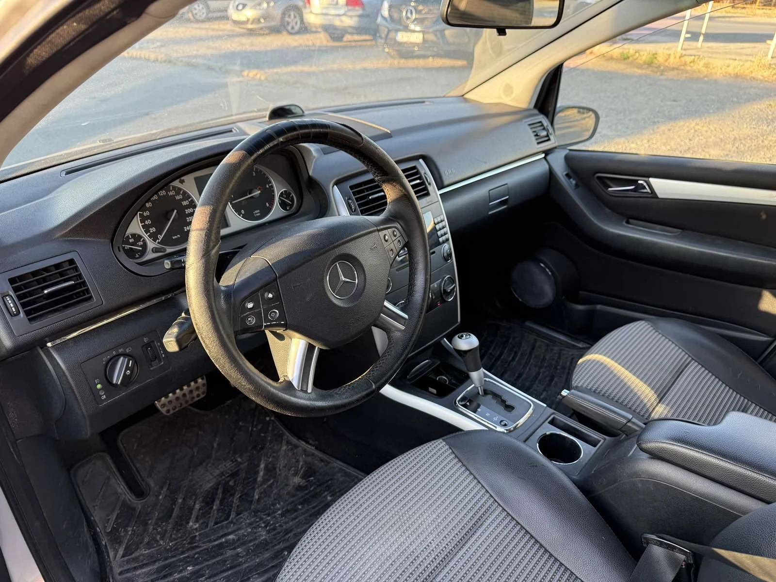 Mercedes-Benz B 180 CDI AUTOMATIC EURO4 - изображение 7