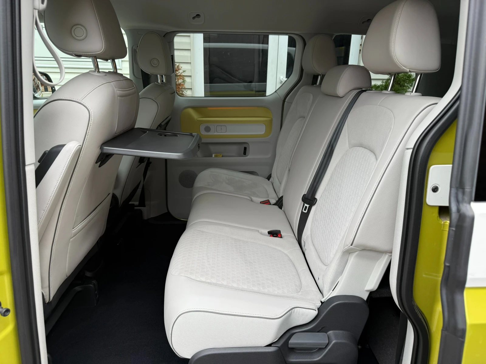 VW ID.Buzz PRO* ПЪЛНА СЕРВИЗНА ИСТОРИЯ - изображение 10
