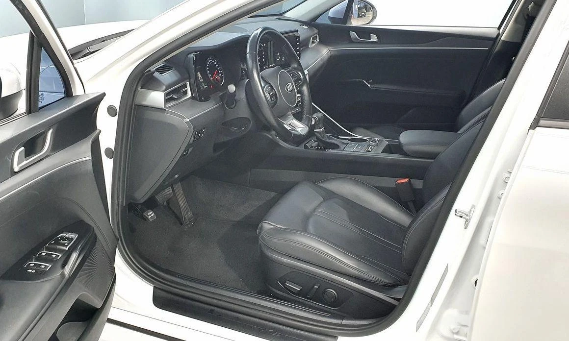 Kia K5 2.0 LPG Trendy * НАЙ-ДОБРА ЦЕНА В БЪЛГАРИЯ*  - изображение 10