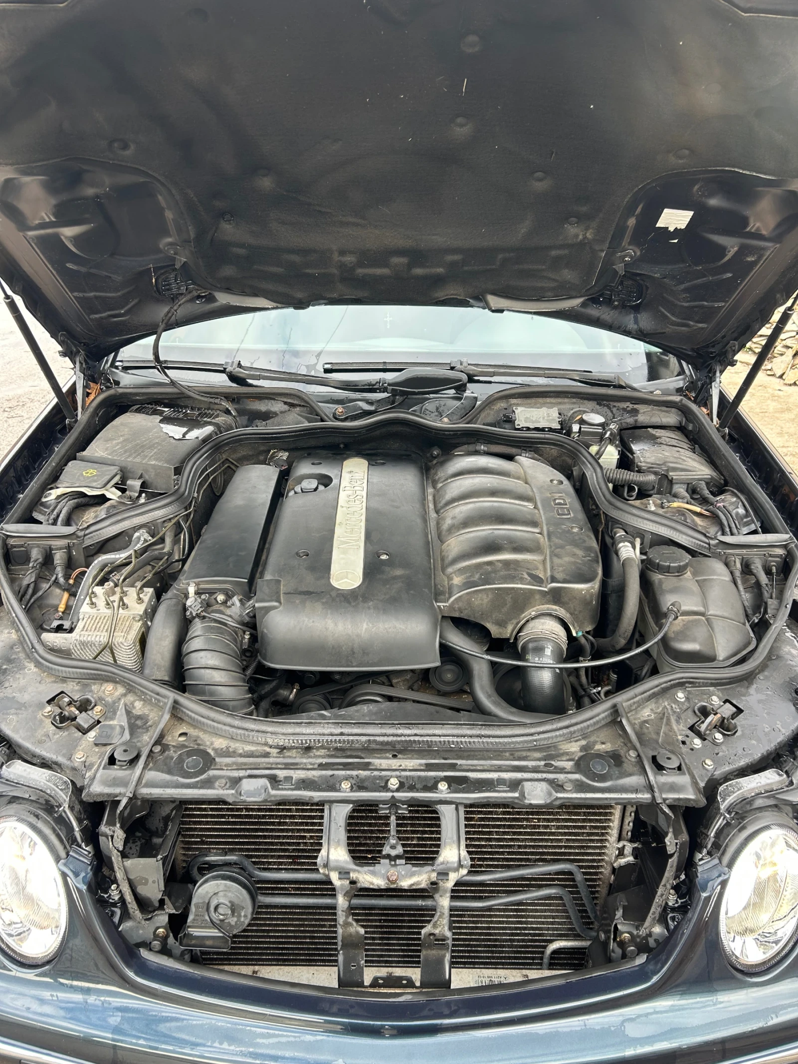 Mercedes-Benz E 220  - изображение 5