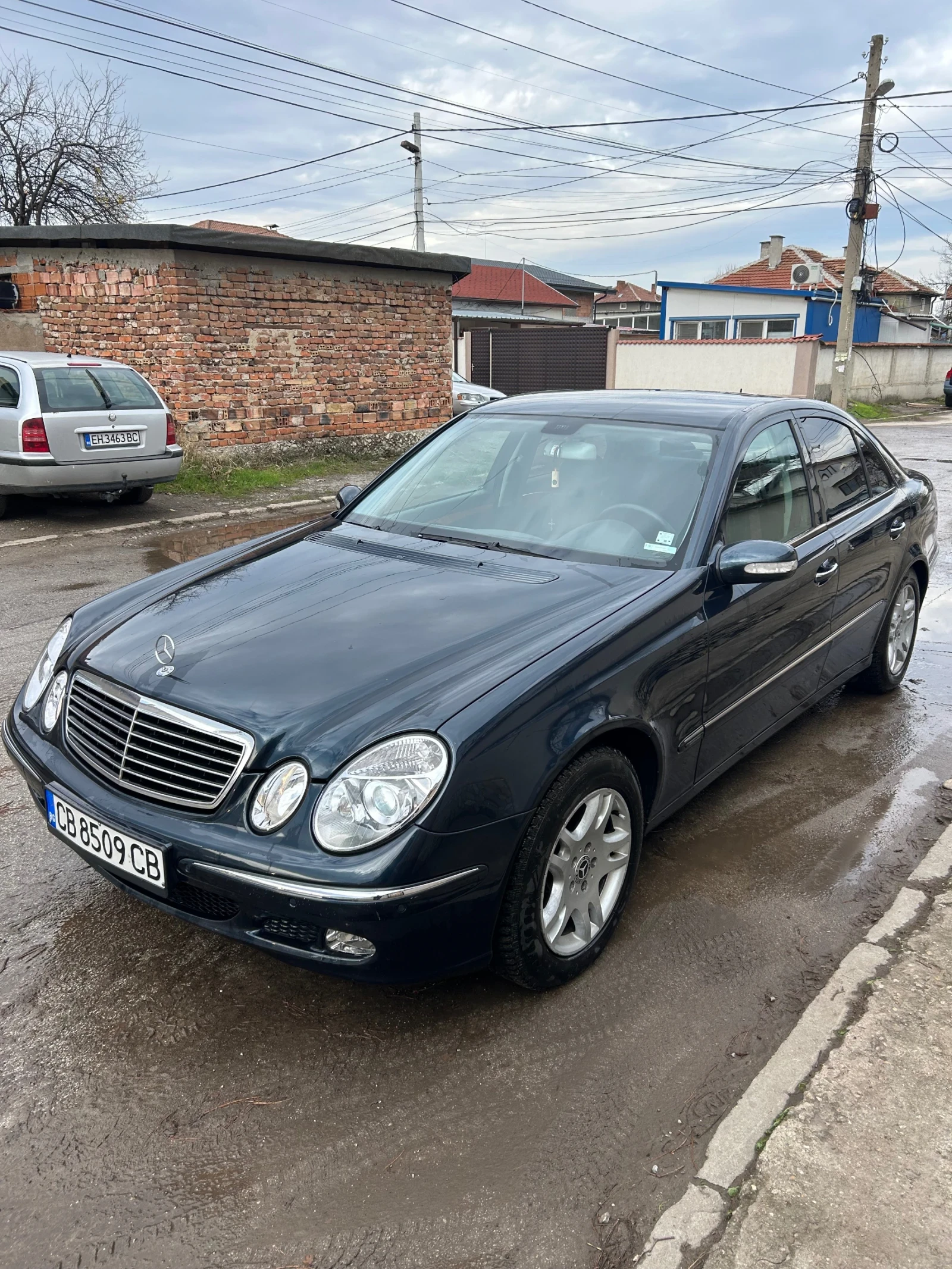 Mercedes-Benz E 220  - изображение 2