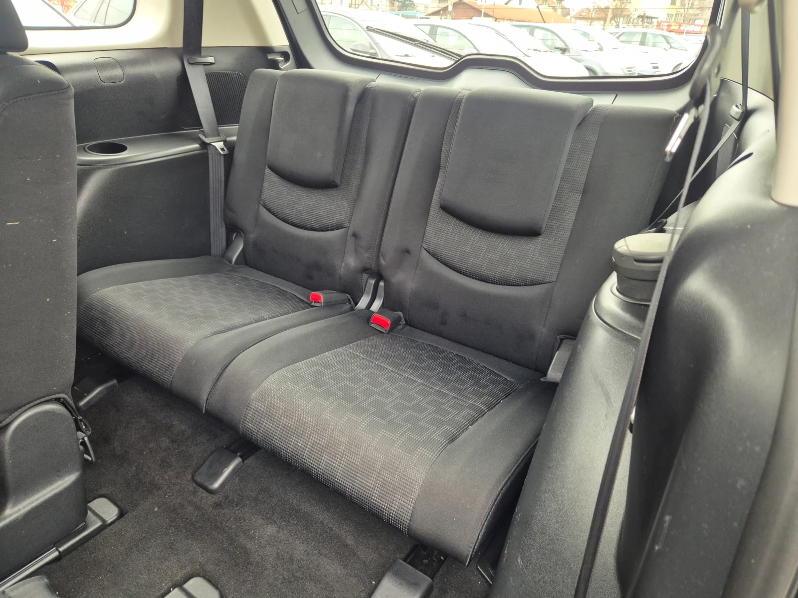 Mazda 5 1.8i- 115к.с. 7 места - изображение 10