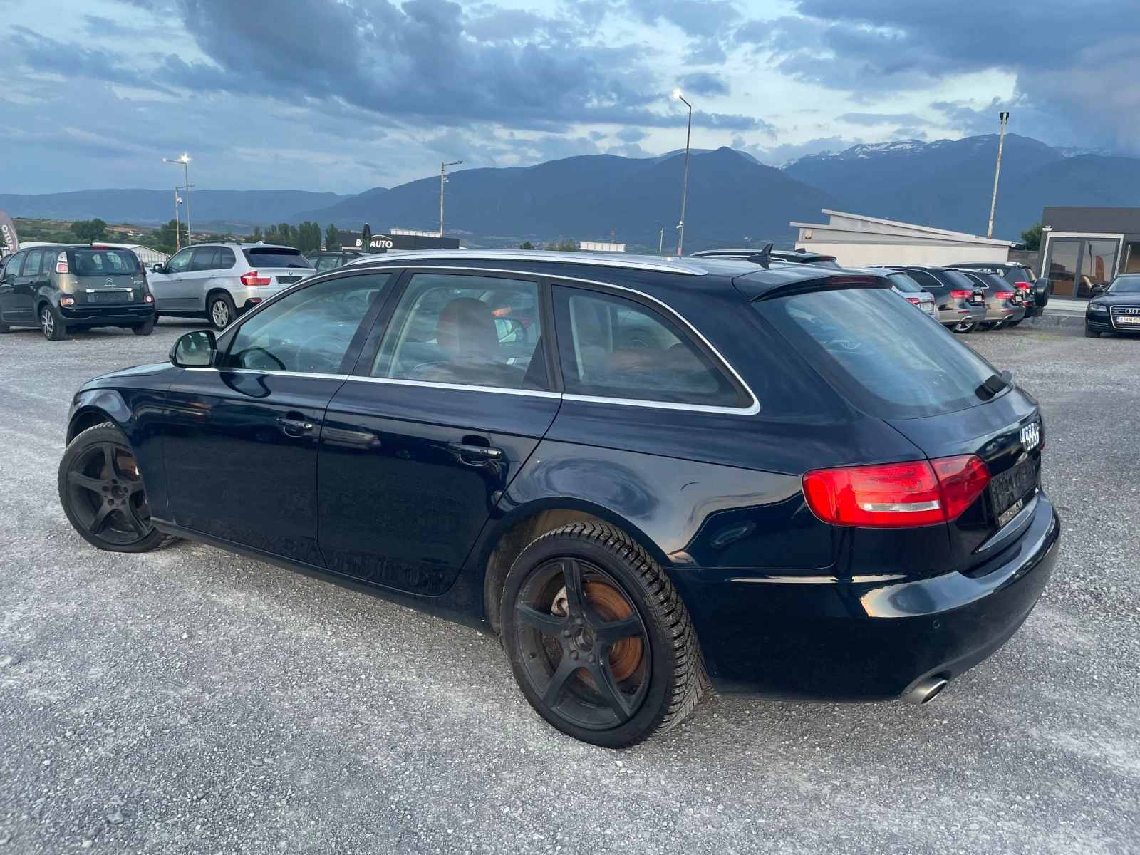 Audi A4 3.0TDI 4X4 NAVI ПОДГРЕВ LED BI-XENON 239КС, снимка 10 - Автомобили и джипове - 53539498