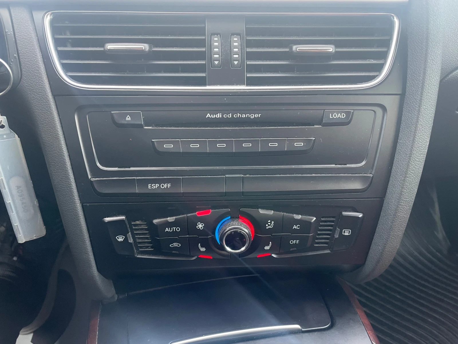 Audi A4 3.0TDI 4X4 NAVI ������� LED BI-XENON 239�� | Mobile.bg � ����������� 14