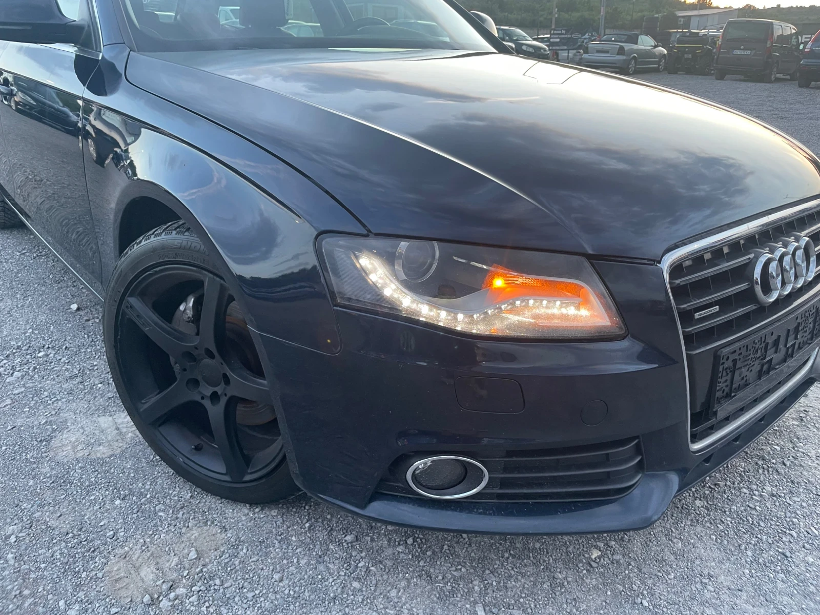 Audi A4 3.0TDI 4X4 NAVI ПОДГРЕВ LED BI-XENON 239КС, снимка 13 - Автомобили и джипове - 53539498