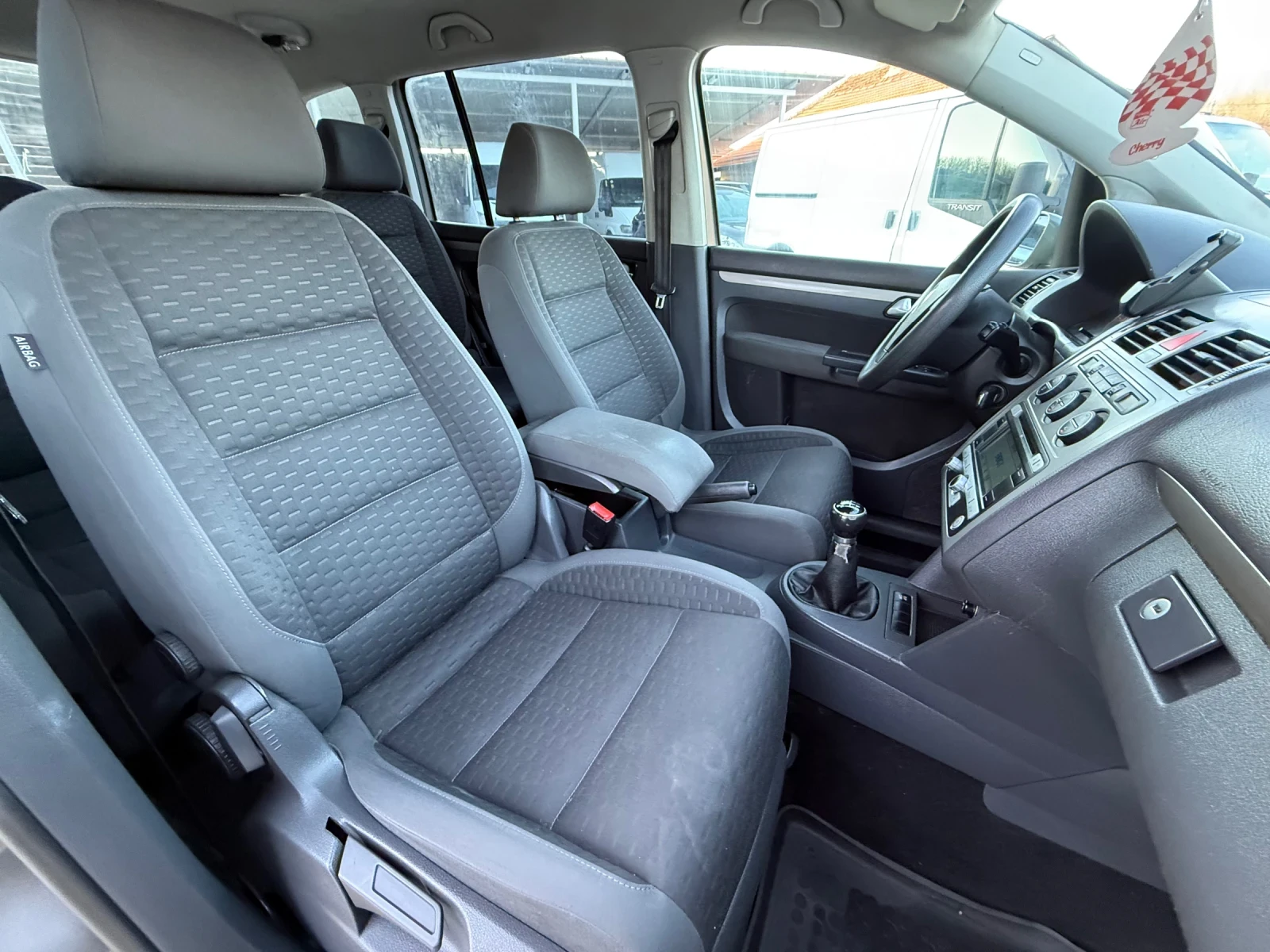 VW Golf 1.9TDI FACELIFT | Mobile.bg � ����������� 11