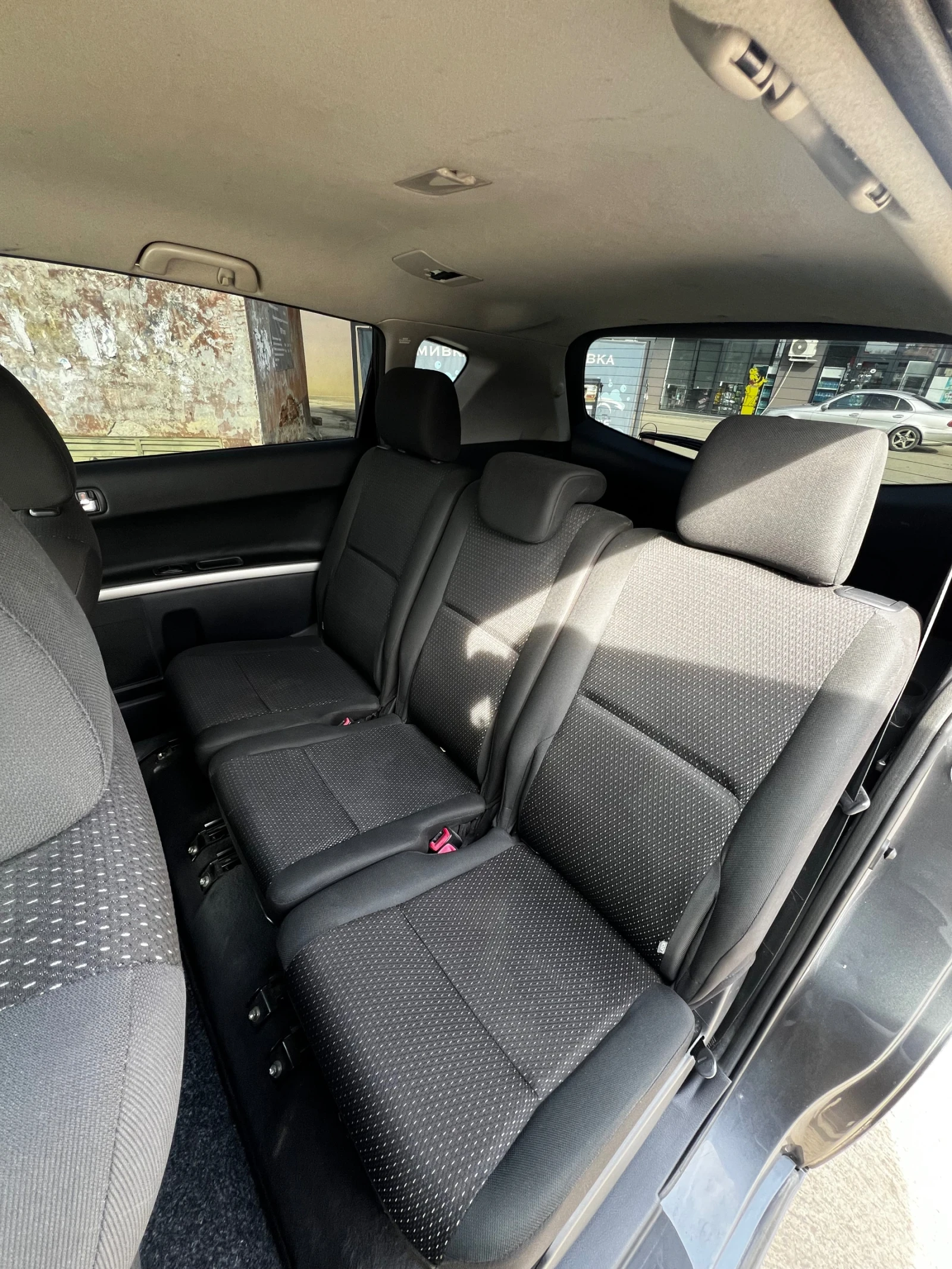 Toyota Corolla verso Toyota Corolla Verso 2.2 D4D 136hp, снимка 10 - Автомобили и джипове - 53726166