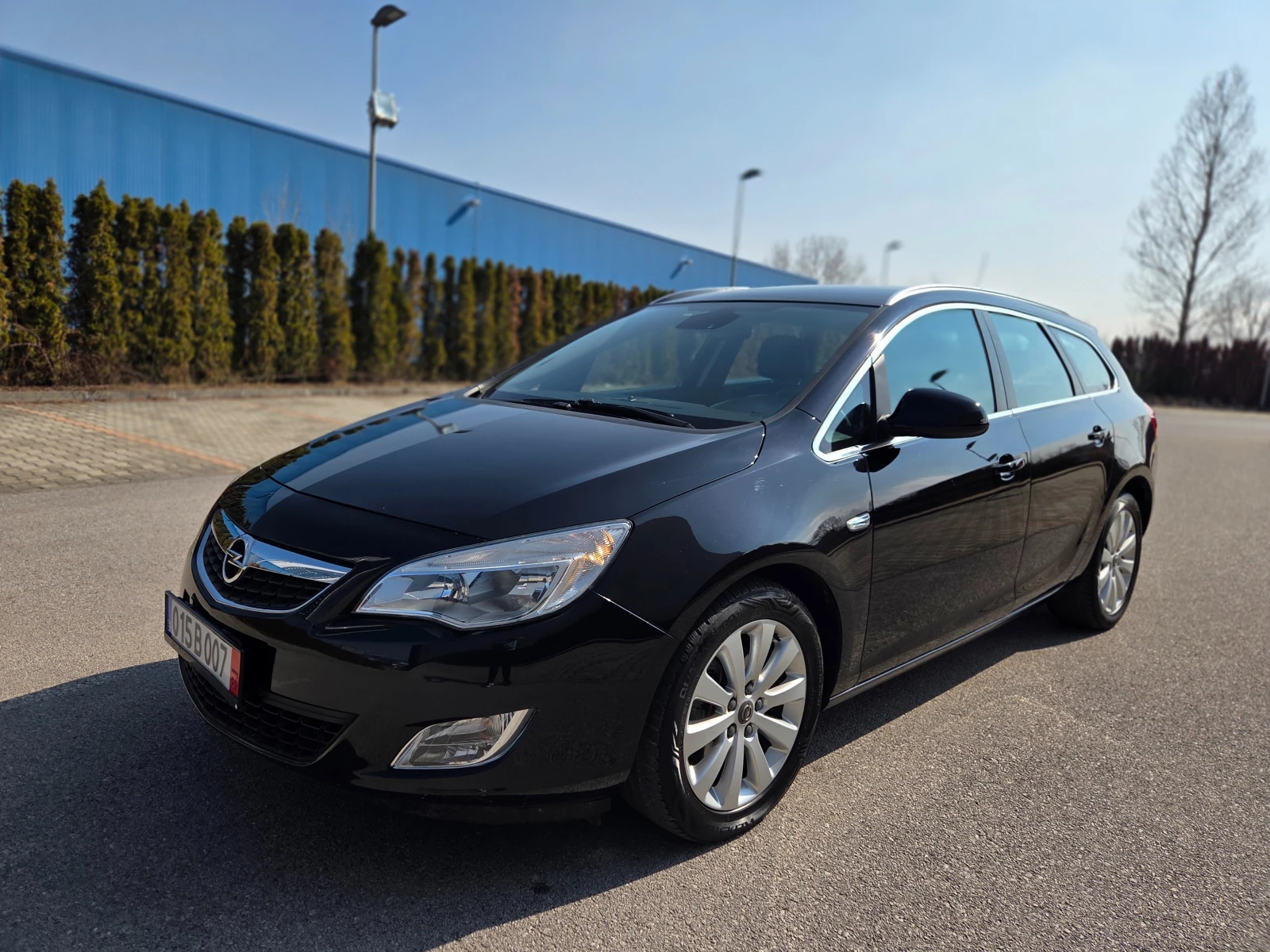 Opel Astra 1.7CDTi COSMO* ОТЛИЧНА*  - изображение 4