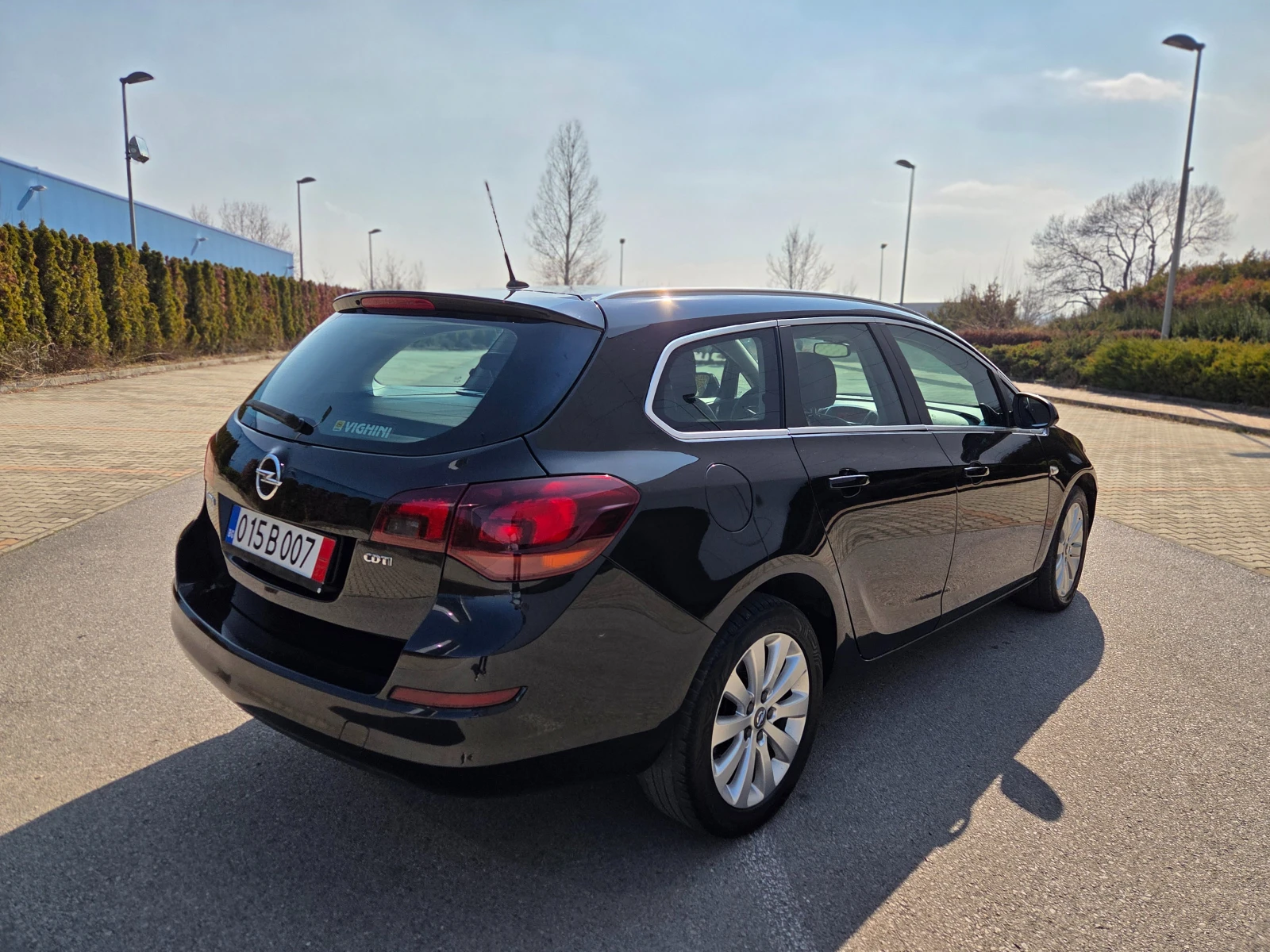 Opel Astra 1.7CDTi COSMO* ОТЛИЧНА*  - изображение 5