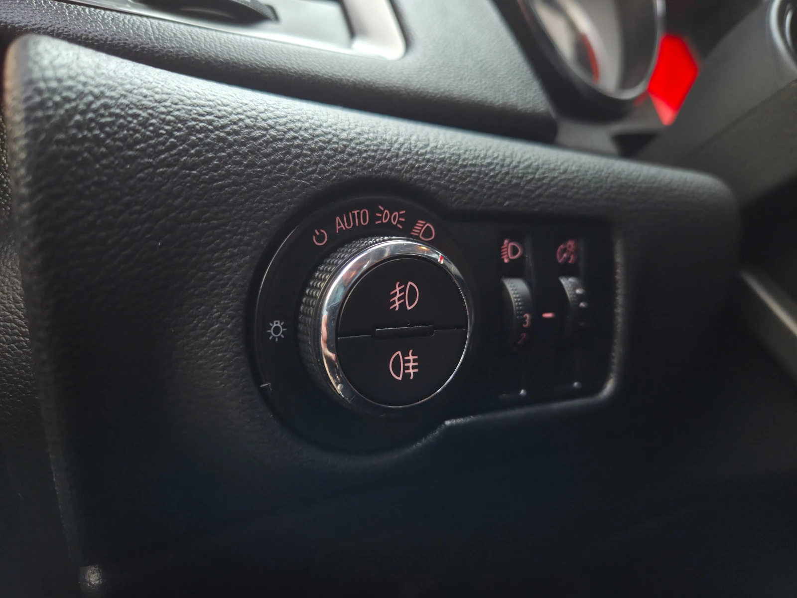 Opel Astra 1.7CDTi COSMO* ОТЛИЧНА* , снимка 14 - Автомобили и джипове - 53734437