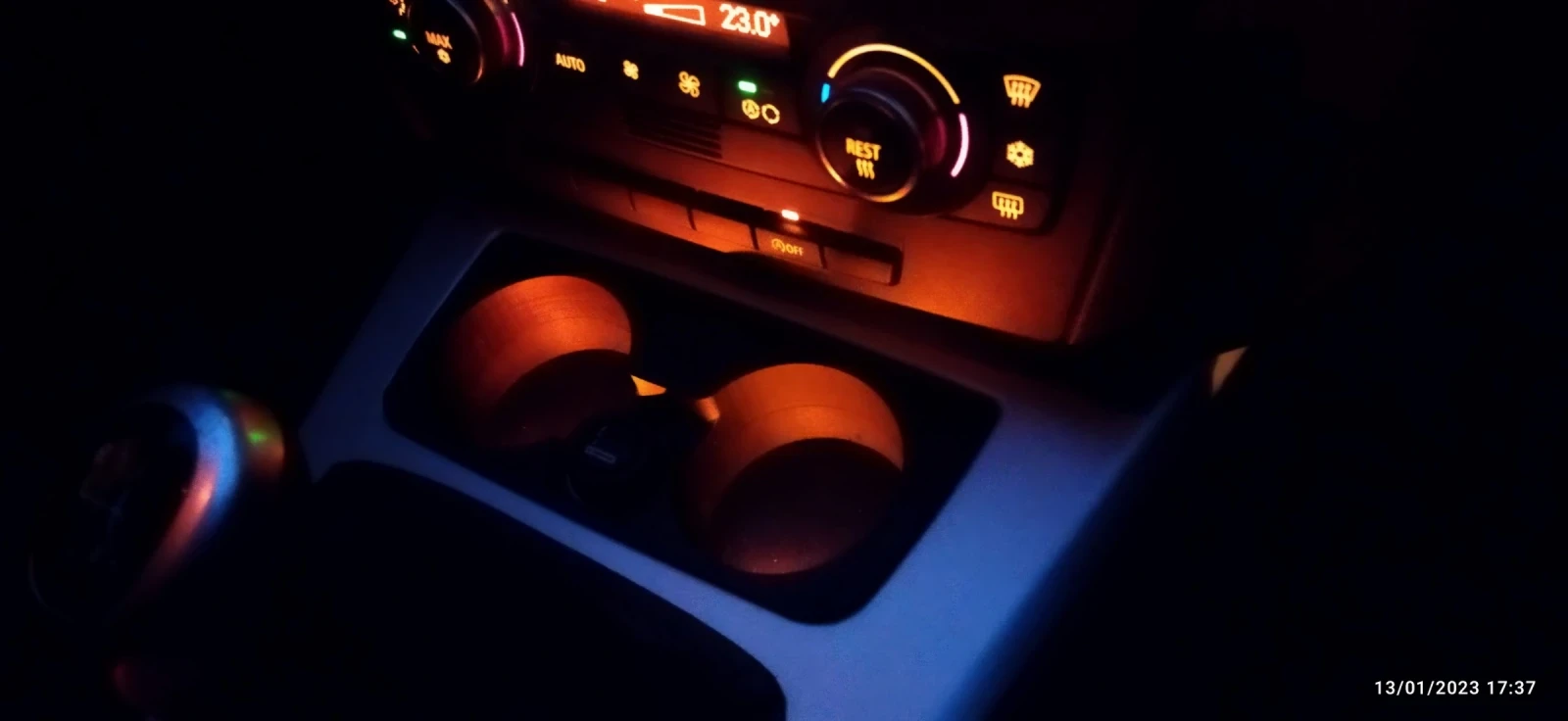 BMW 320 320d, снимка 2 - Автомобили и джипове - 53762041