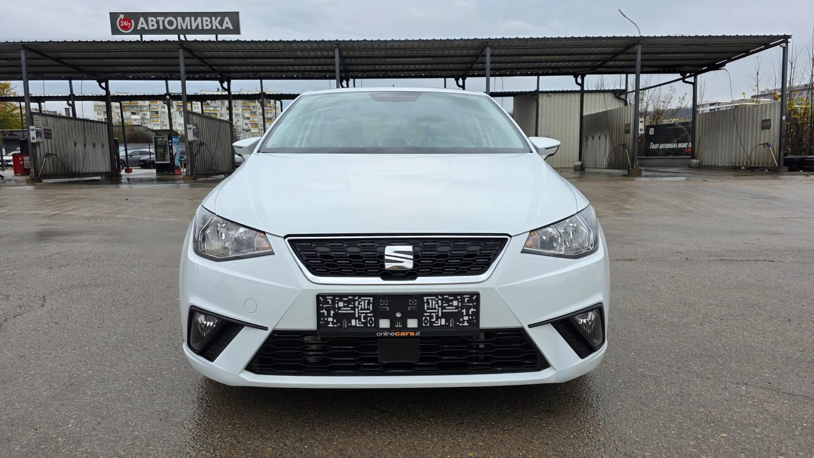 Seat Ibiza УНИКАТ/АВТОМАТ, снимка 3 - Автомобили и джипове - 53966049