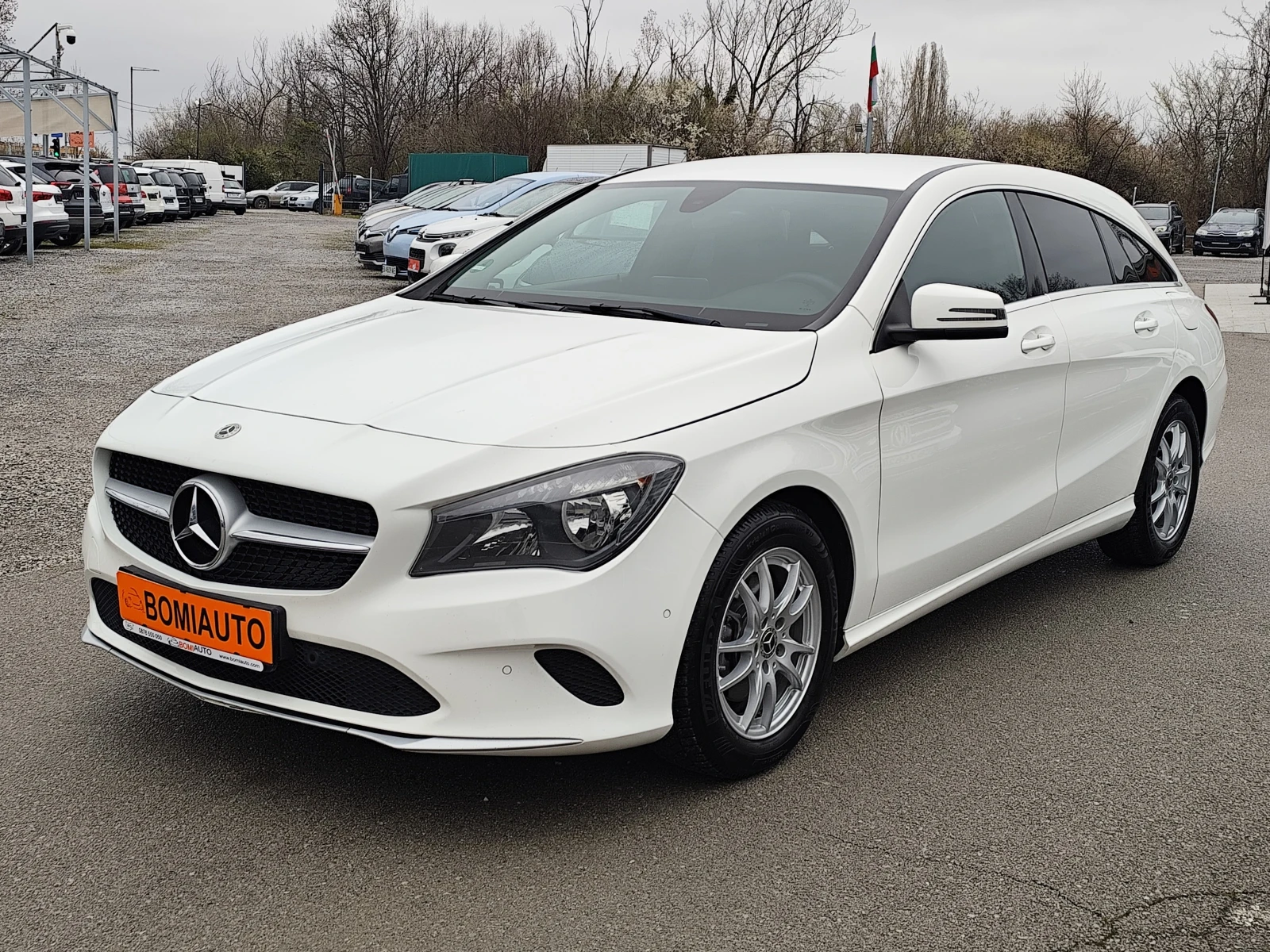 Mercedes-Benz CLA 180 1.6i* EURO6* NAVI* CAMERA* КОЖА*  | Auto.bg — изображение 1