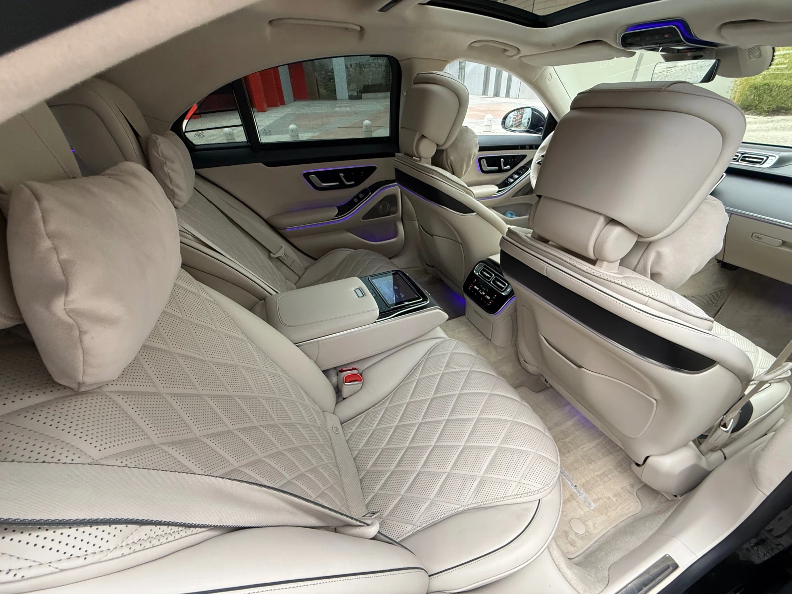 Mercedes-Benz S 580 Е Plug-in-Hybrid, MAX FULL, снимка 12 - Автомобили и джипове - 54175767