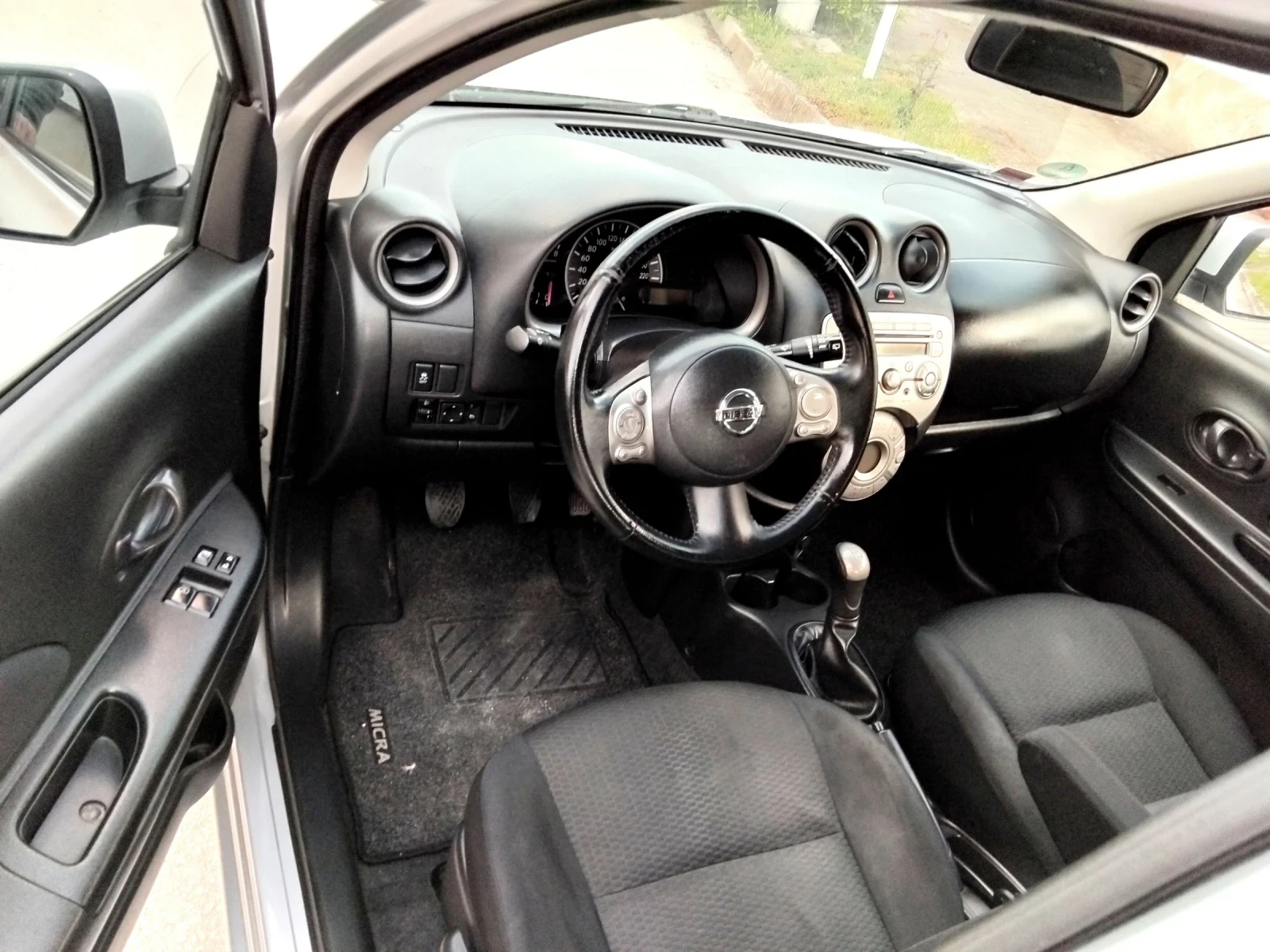 Nissan Micra 1.2i.80k.ВЕРИГА+ КЛИМА. 2011г., снимка 11 - Автомобили и джипове - 54454706