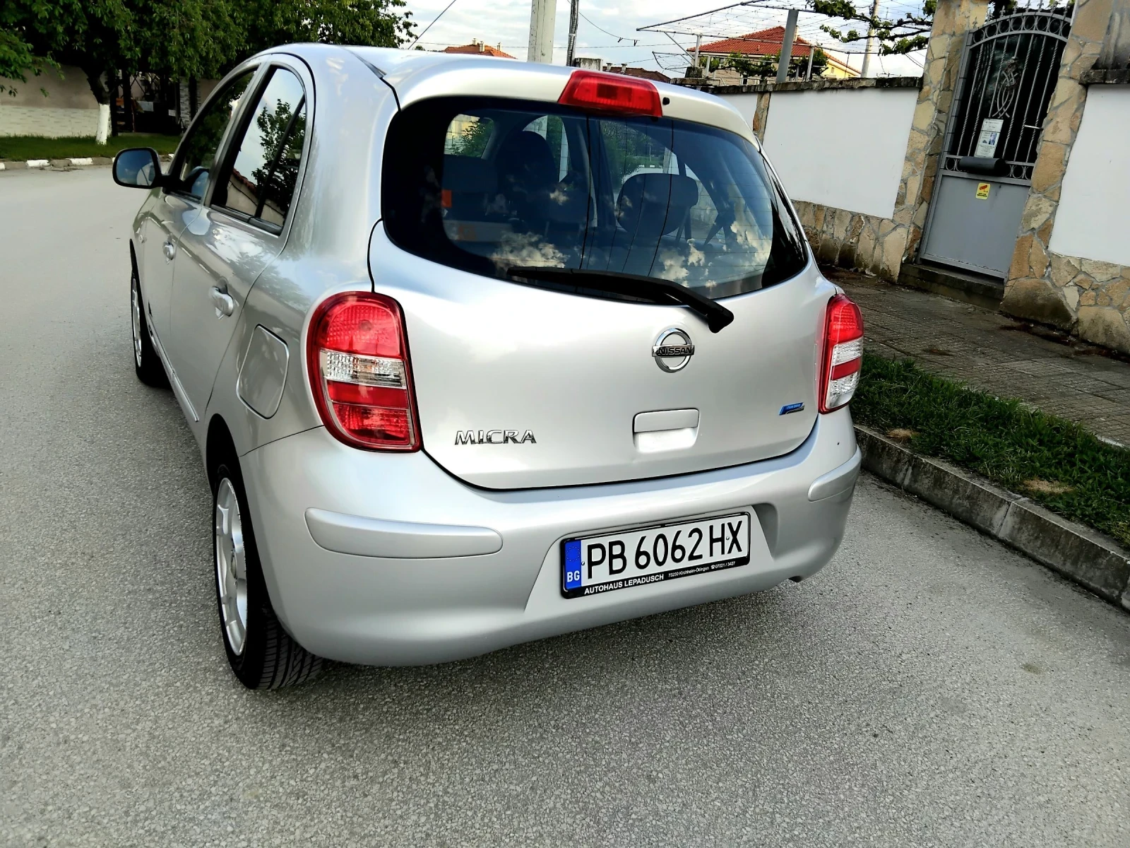 Nissan Micra 1.2i.80k.ВЕРИГА+ КЛИМА. 2011г., снимка 4 - Автомобили и джипове - 54454706