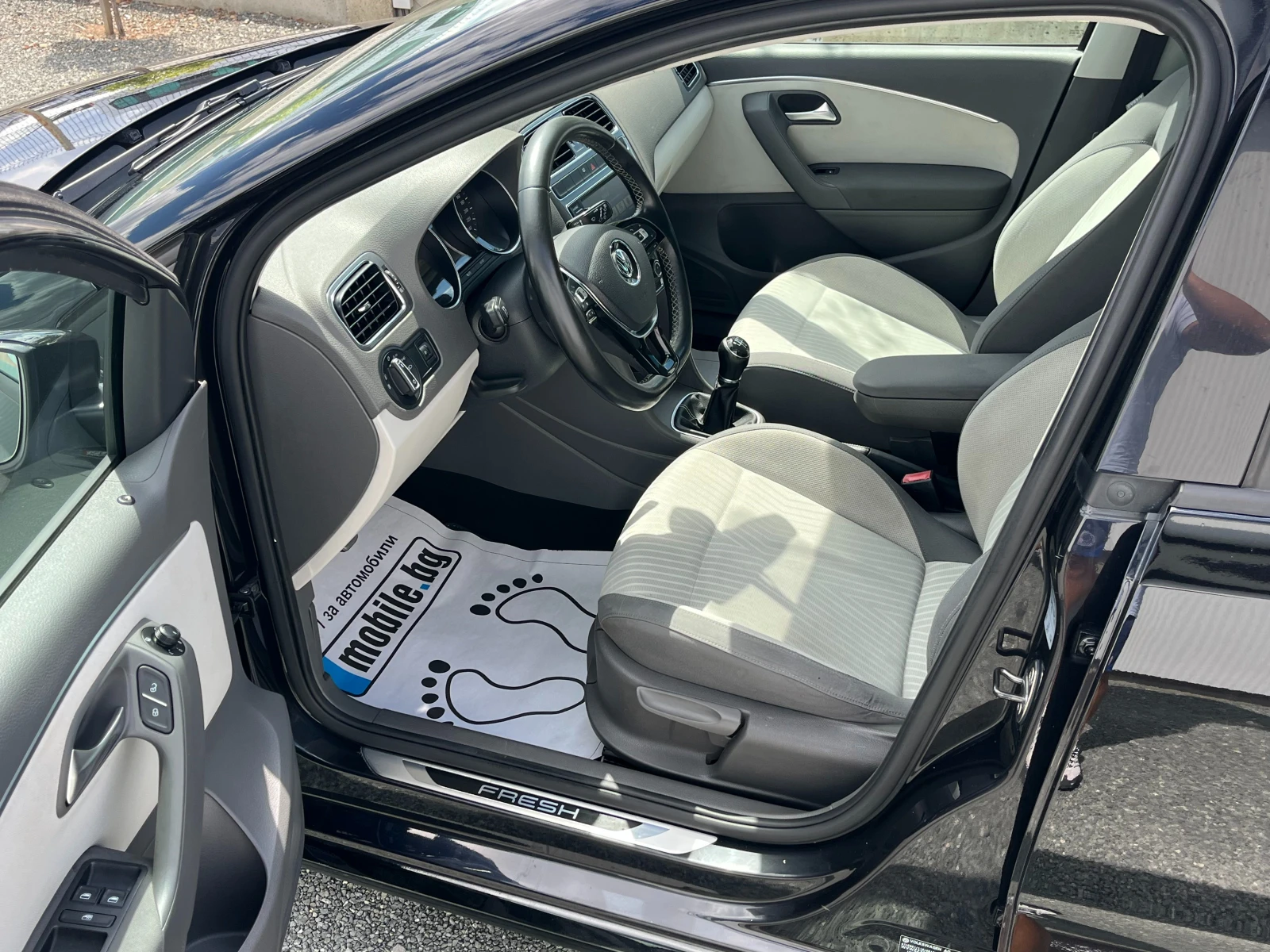 VW Polo 1.4TDI-75k.c.-НАВИГАЦИЯ, снимка 12 - Автомобили и джипове - 55394062