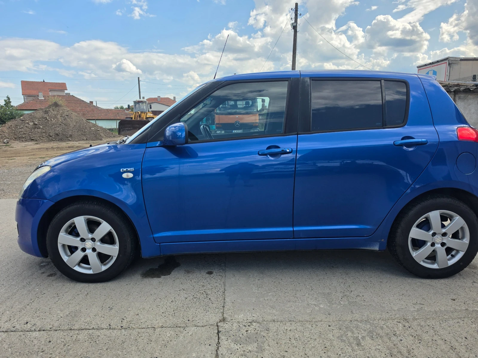 Suzuki Swift 1.3DDIS Diesel, снимка 2 - Автомобили и джипове - 55415375