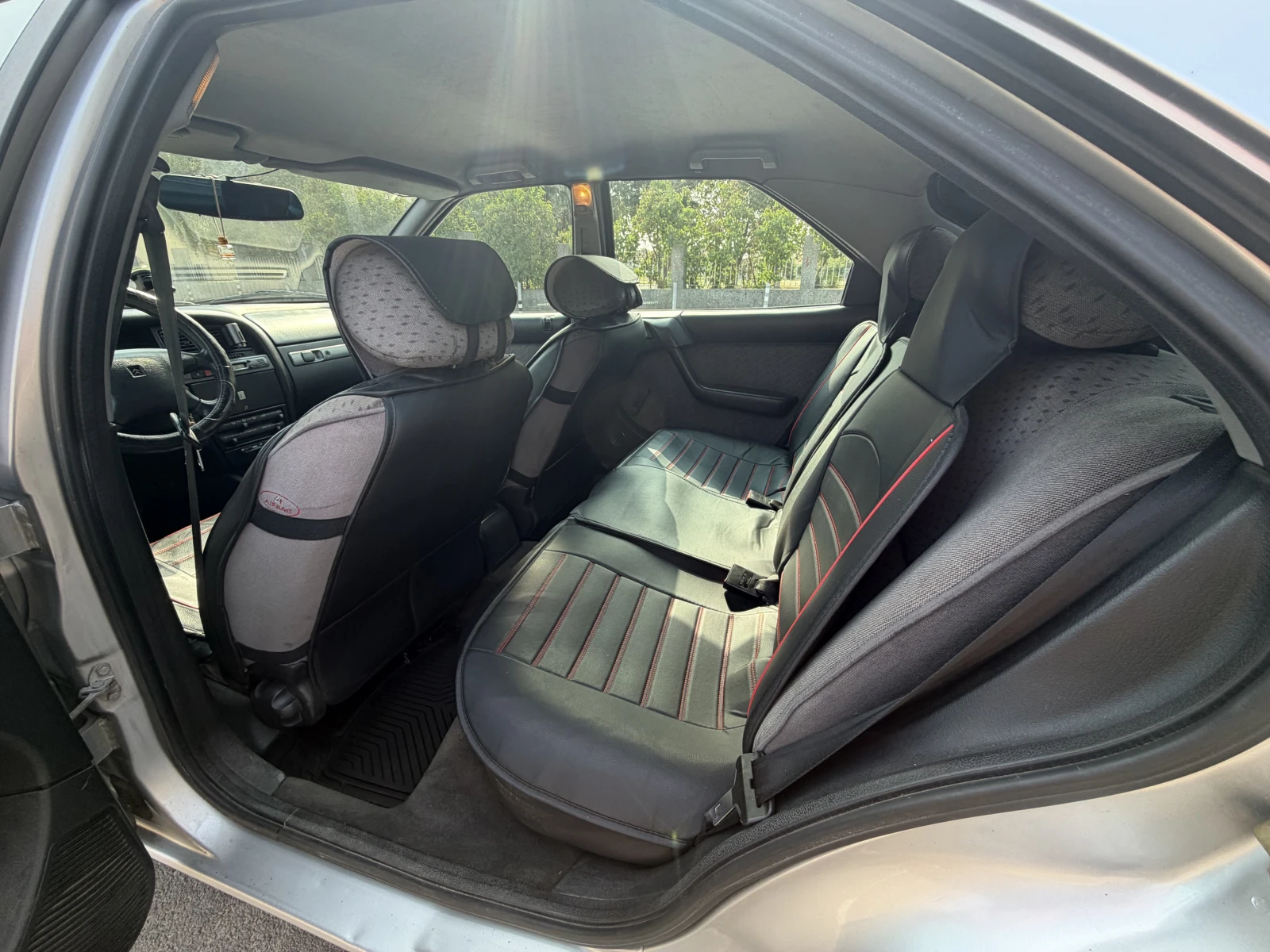 Citroen Xantia 1.8* ГАЗ* КЛИМАТИК* * * , снимка 10 - Автомобили и джипове - 55601288