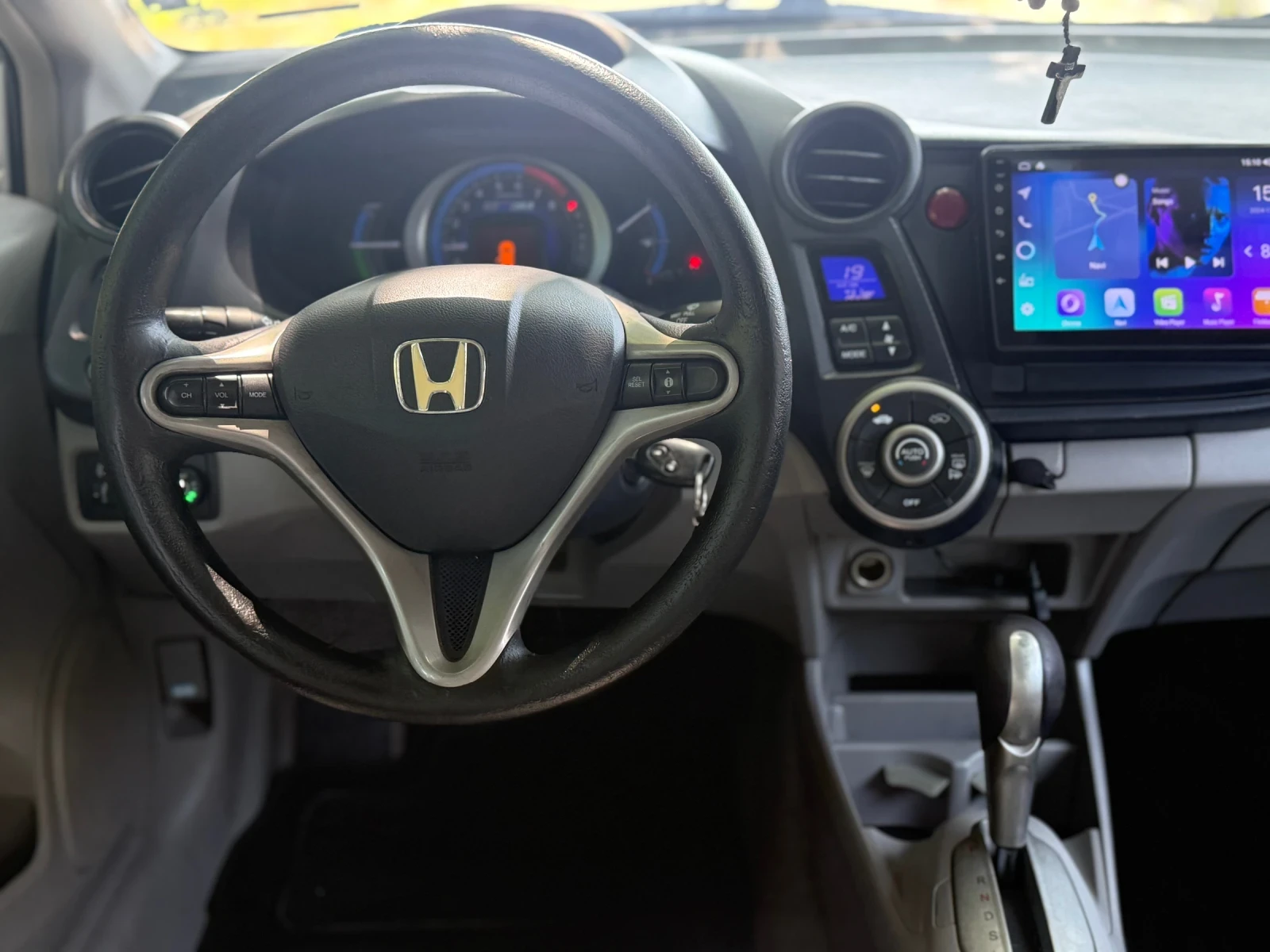 Honda Insight 1.3i HYBRID GAZ AVTOMATIK , снимка 11 - Автомобили и джипове - 55655108