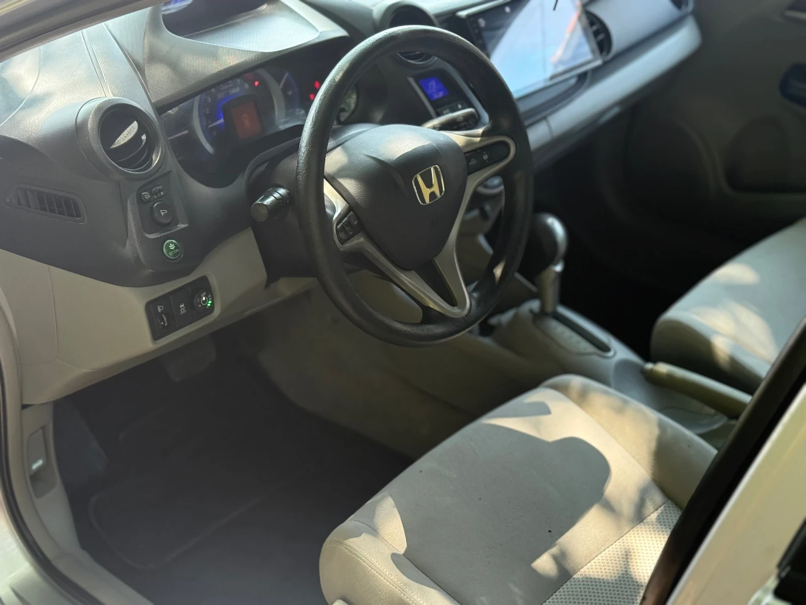 Honda Insight 1.3i HYBRID GAZ AVTOMATIK , снимка 7 - Автомобили и джипове - 55655108