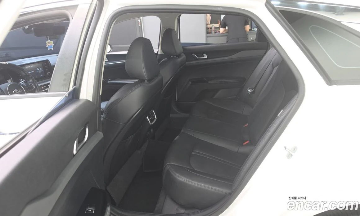 Kia K5 2.0 Prestige, снимка 11 - Автомобили и джипове - 55669025