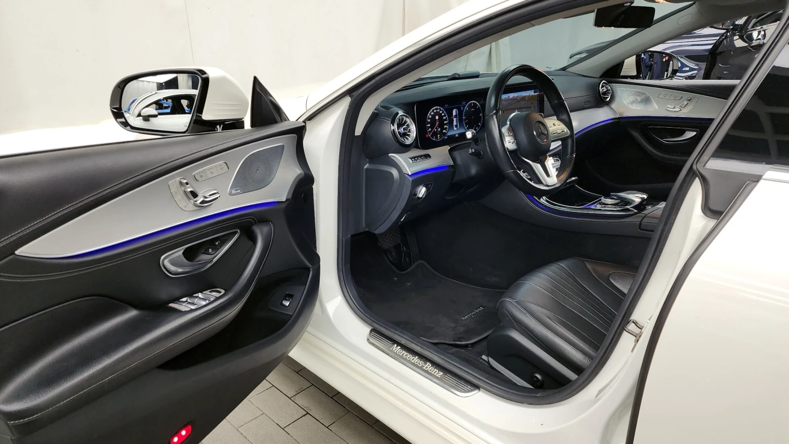 Mercedes-Benz CLS 400 d 4Matic * FULLL, снимка 12 - Автомобили и джипове - 55692704