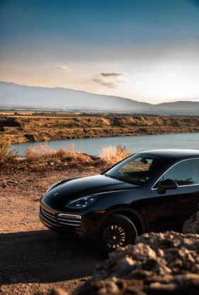 Porsche Cayenne  - изображение 1