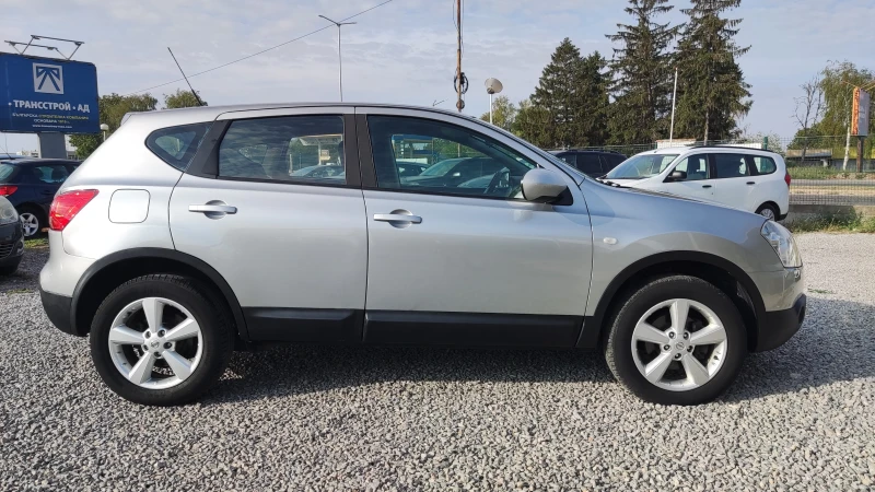 Nissan Qashqai 1.6i 115кс. 102хил. км., снимка 5 - Автомобили и джипове - 47784476