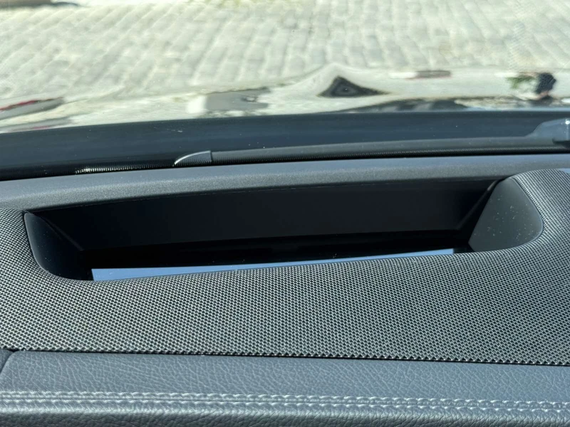 Mercedes-Benz GLE 400 Coupe* 4Matic* AMG* HUD* 360* Pano* ГОТОВ ЛИЗИНГ, снимка 16 - Автомобили и джипове - 50902205