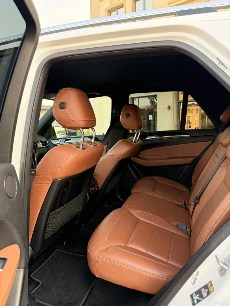 Mercedes-Benz GLE 350, снимка 6 - Автомобили и джипове - 52045517