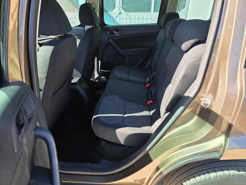 Skoda Yeti 1.6TDI 138000km!, снимка 11 - Автомобили и джипове - 51769770