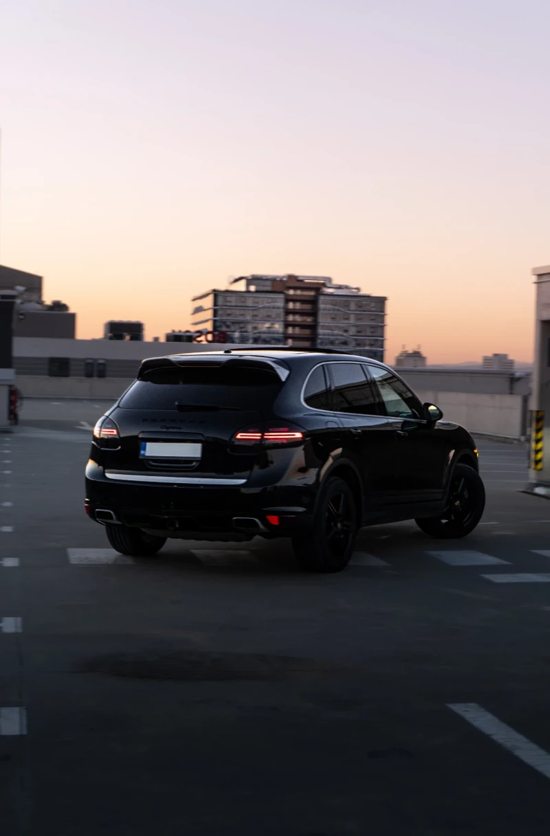 Porsche Cayenne, снимка 12 - Автомобили и джипове - 52746634