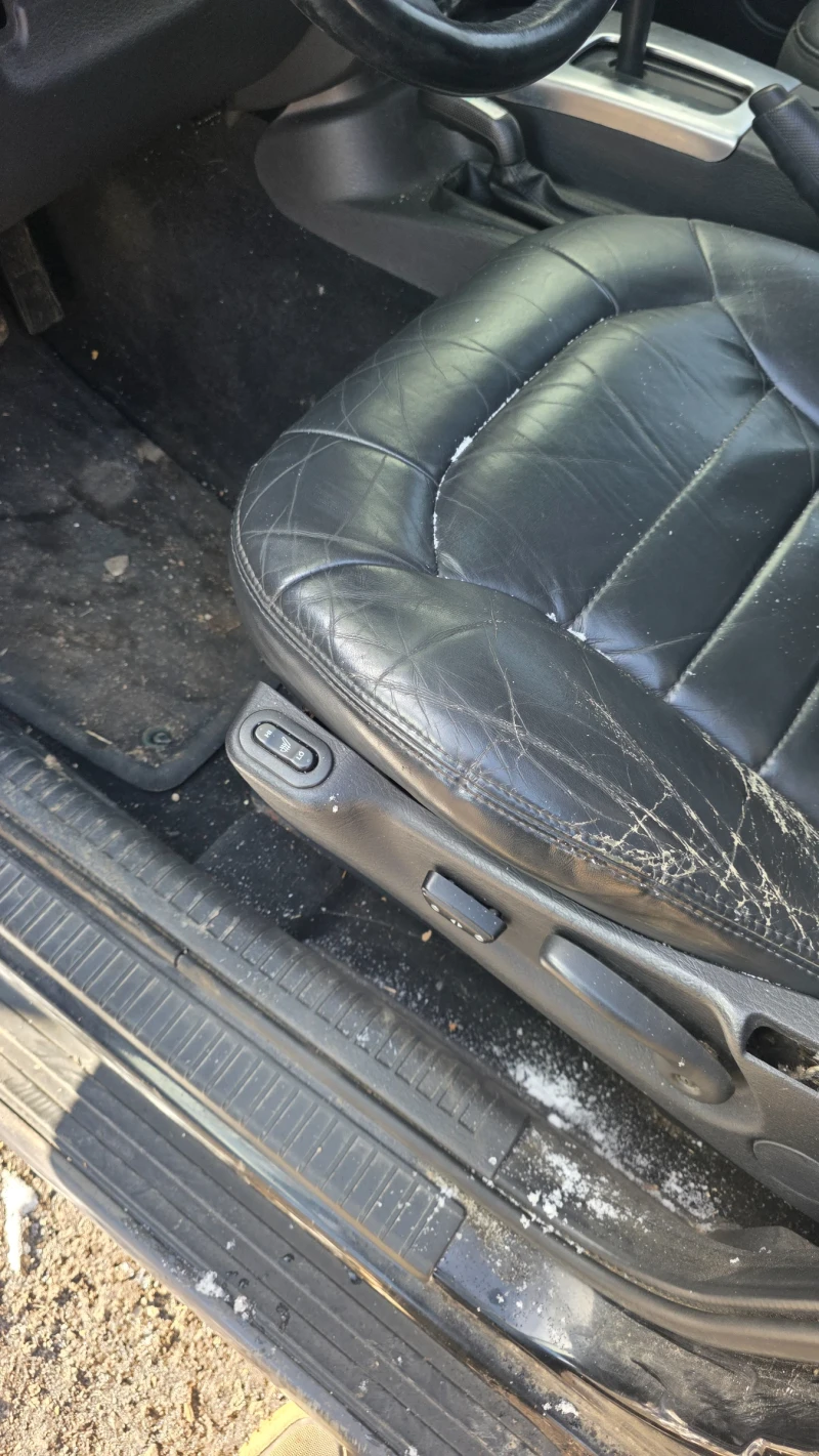 Jeep Cherokee, снимка 6 - Автомобили и джипове - 53240187