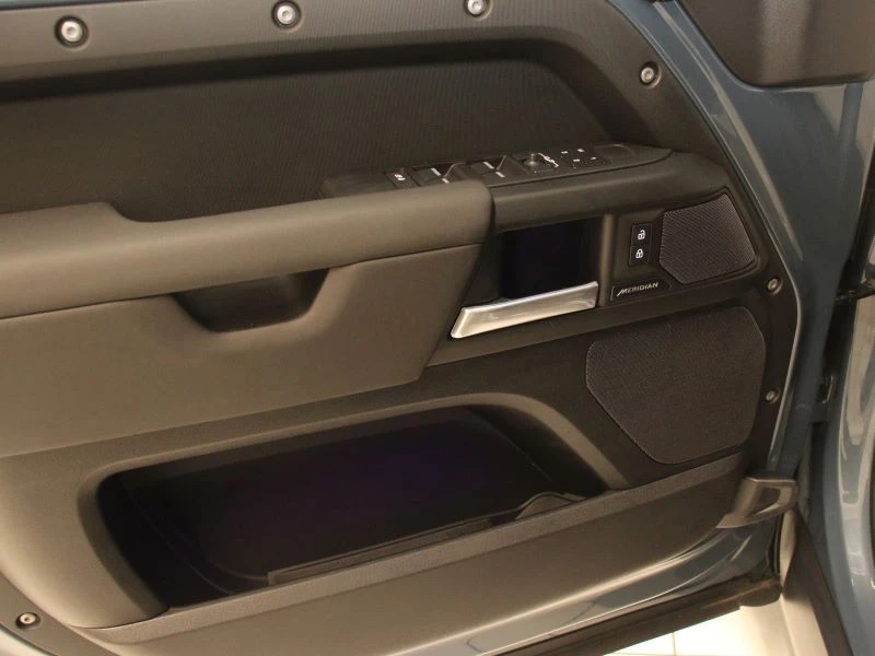 Land Rover Defender 110 D300 X-Dynamic SE | Mobile.bg � ����������� 7