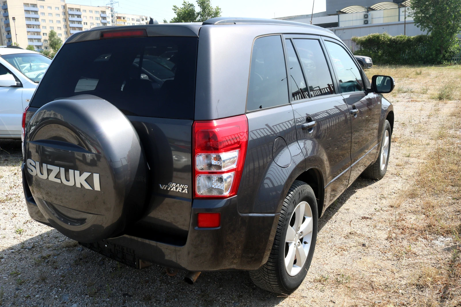 Suzuki Grand vitara 1.9DDIS - изображение 4