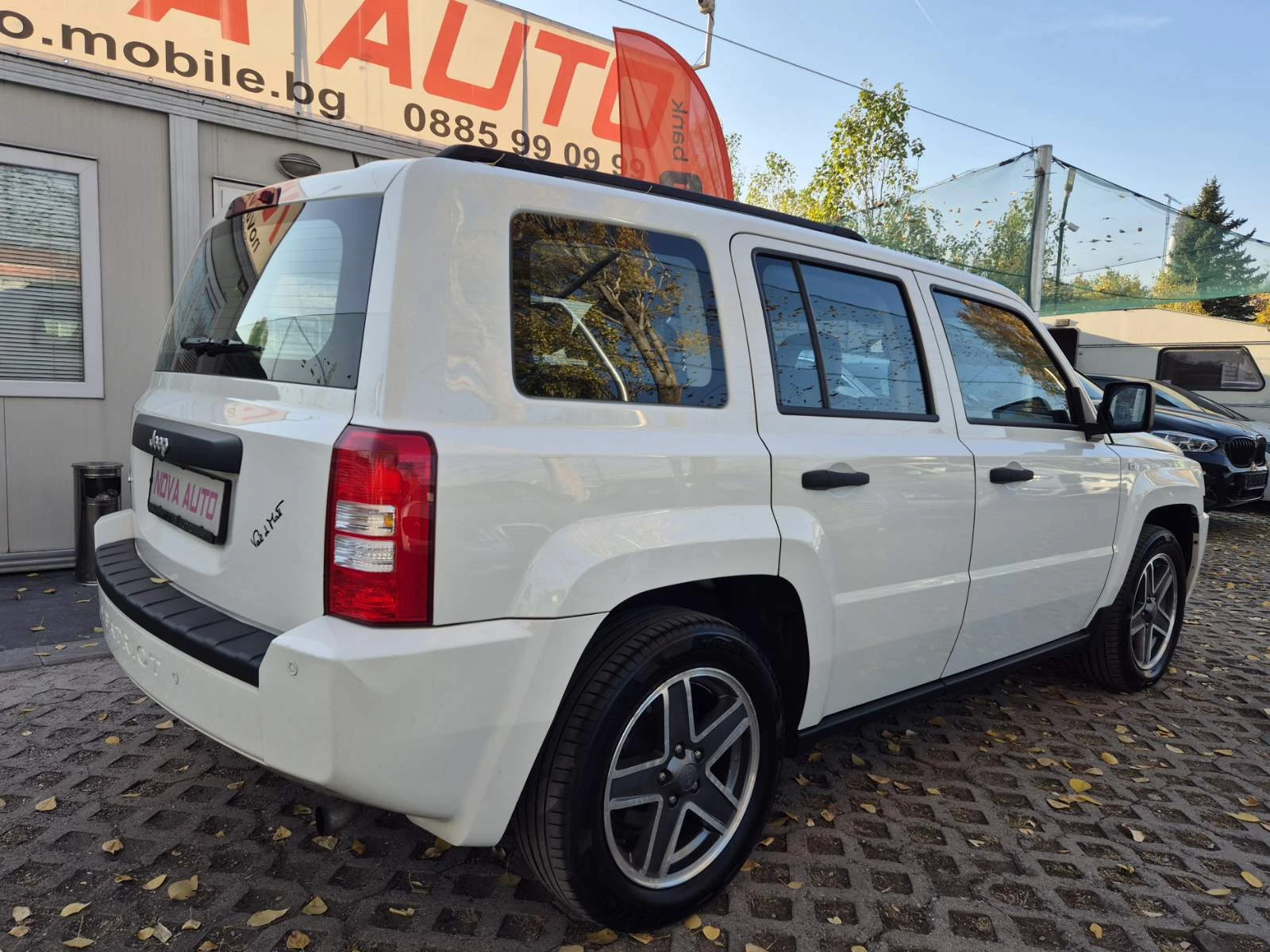 Jeep Patriot 2.0D-140кс-СУПЕР СЪСТОЯНИЕ - изображение 4