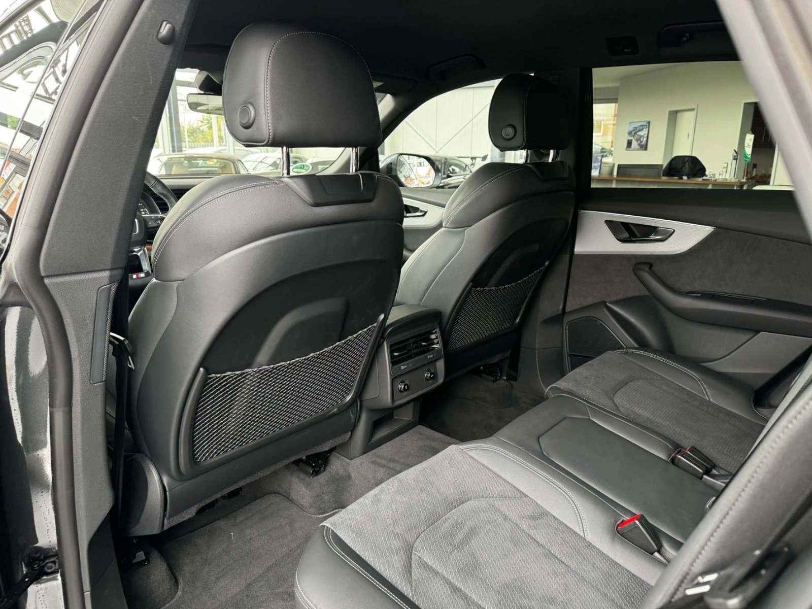 Audi SQ8 TFSI/FACELIFT/B&O/MATRIX/PANO/HEAD UP/BLACK OPTIC/ | Mobile.bg   14