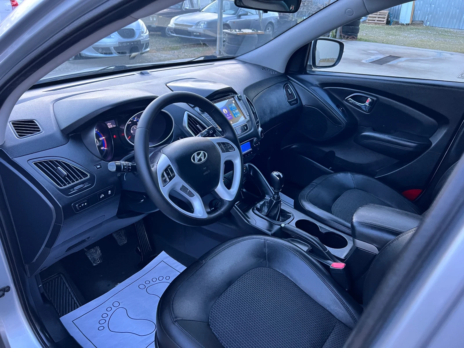 Hyundai IX35 2.0CRDI-136к.с./ПОДГРЕВ/КОЖА/НАВИГАЦИЯ/ ИТАЛИЯ - изображение 10