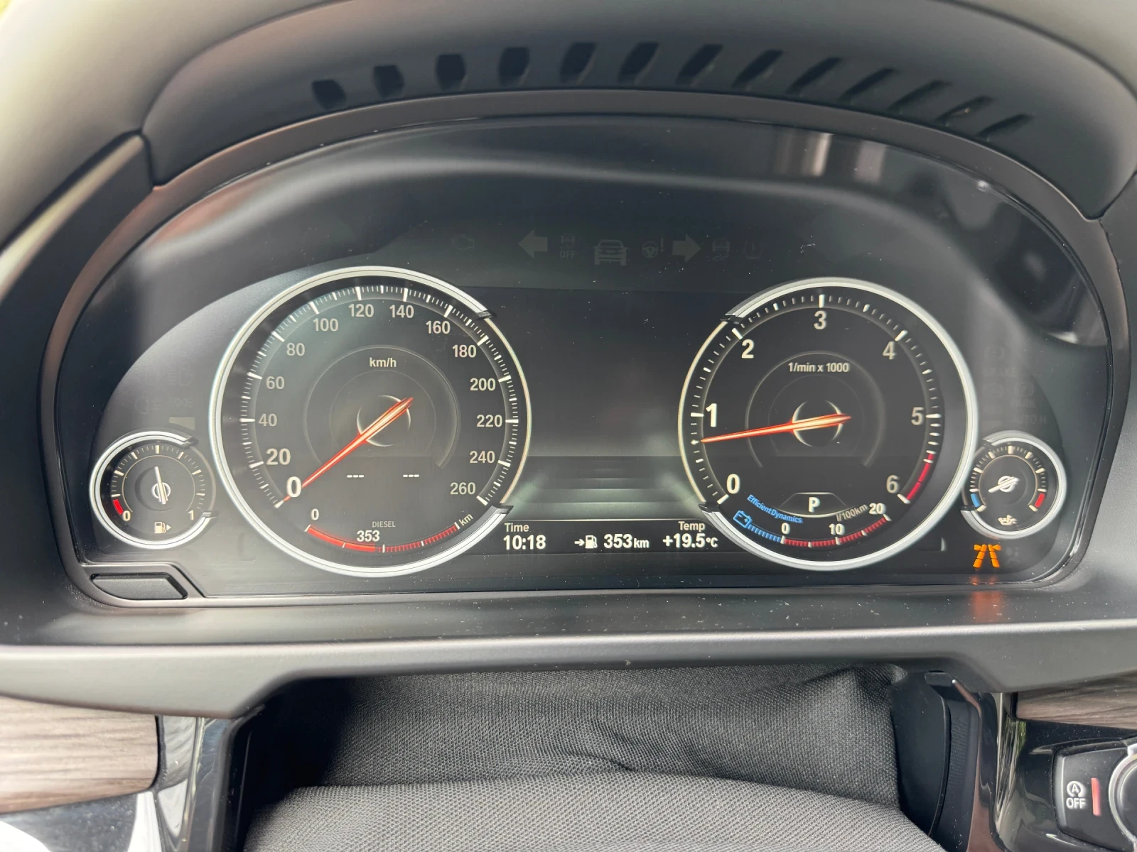 BMW X5 3.0 - изображение 7