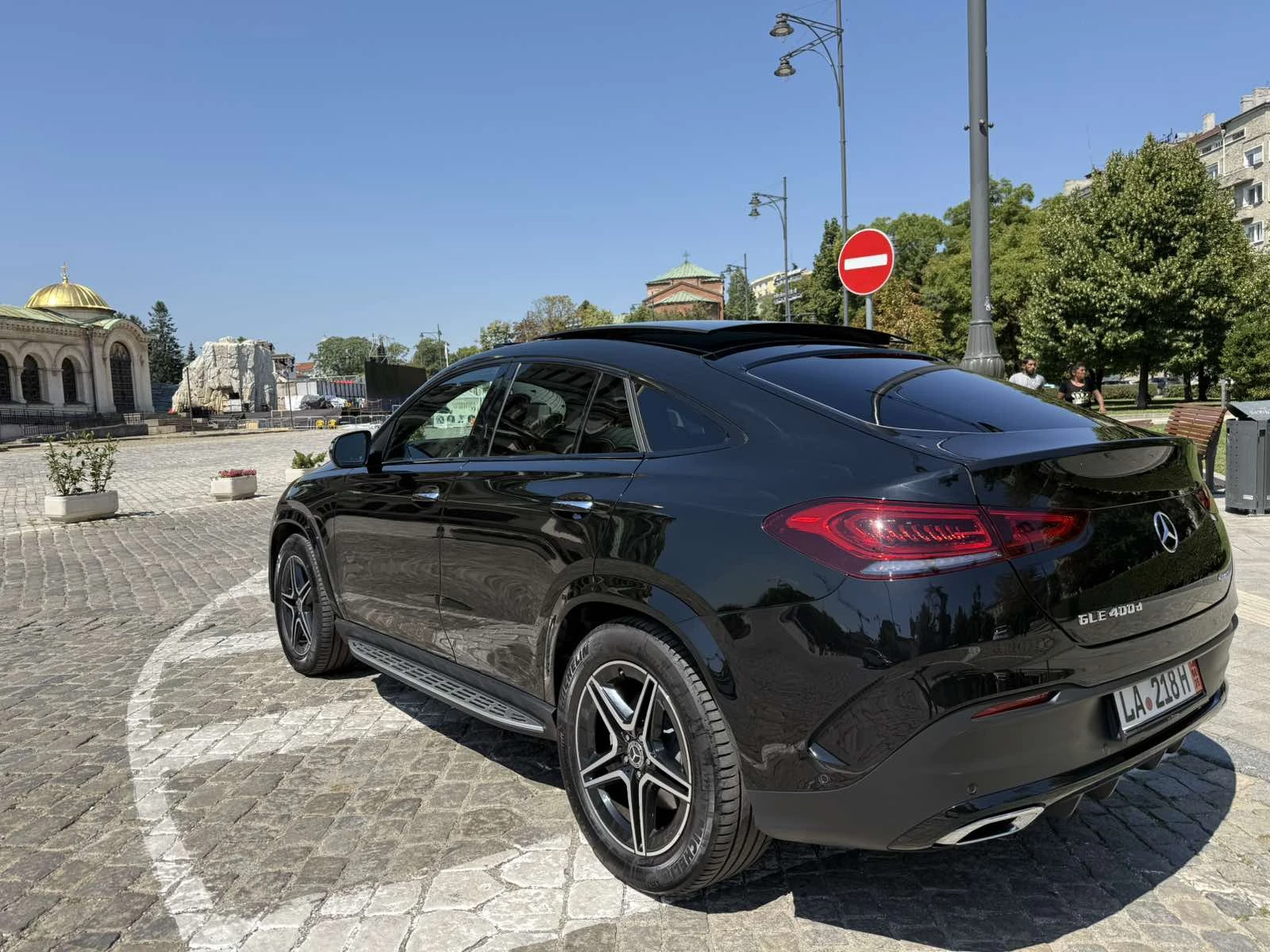 Mercedes-Benz GLE 400 Coupe* 4Matic* AMG* HUD* 360* Pano - изображение 3