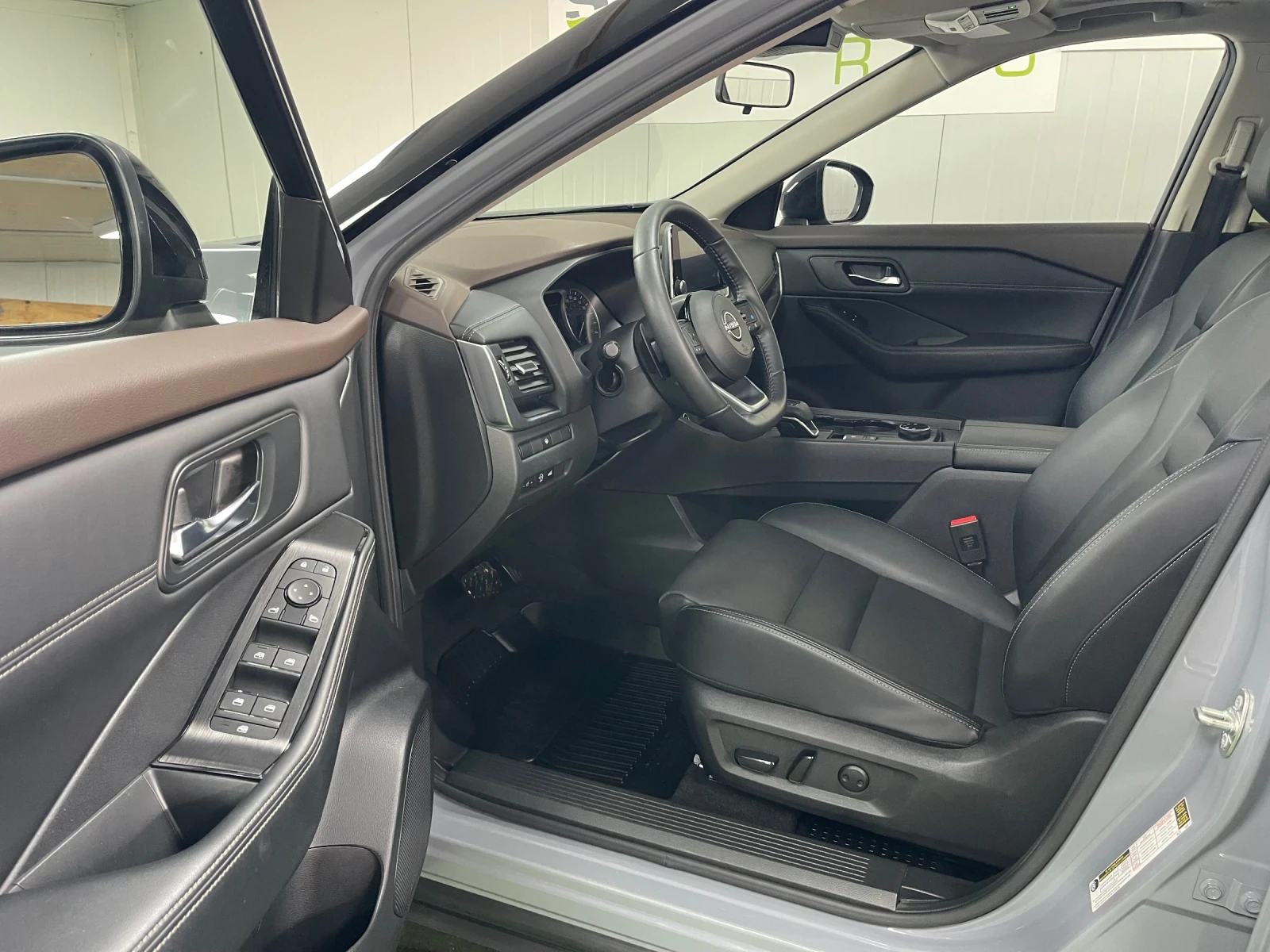 Nissan X-trail * MIDNIGHT*  2023  * 23 400km* 4х4/AWD - изображение 9