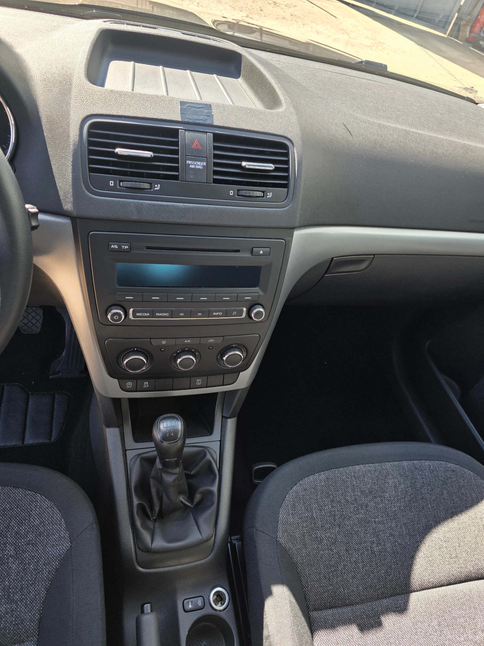 Skoda Yeti 1.6TDI 138000km! | Mobile.bg   14