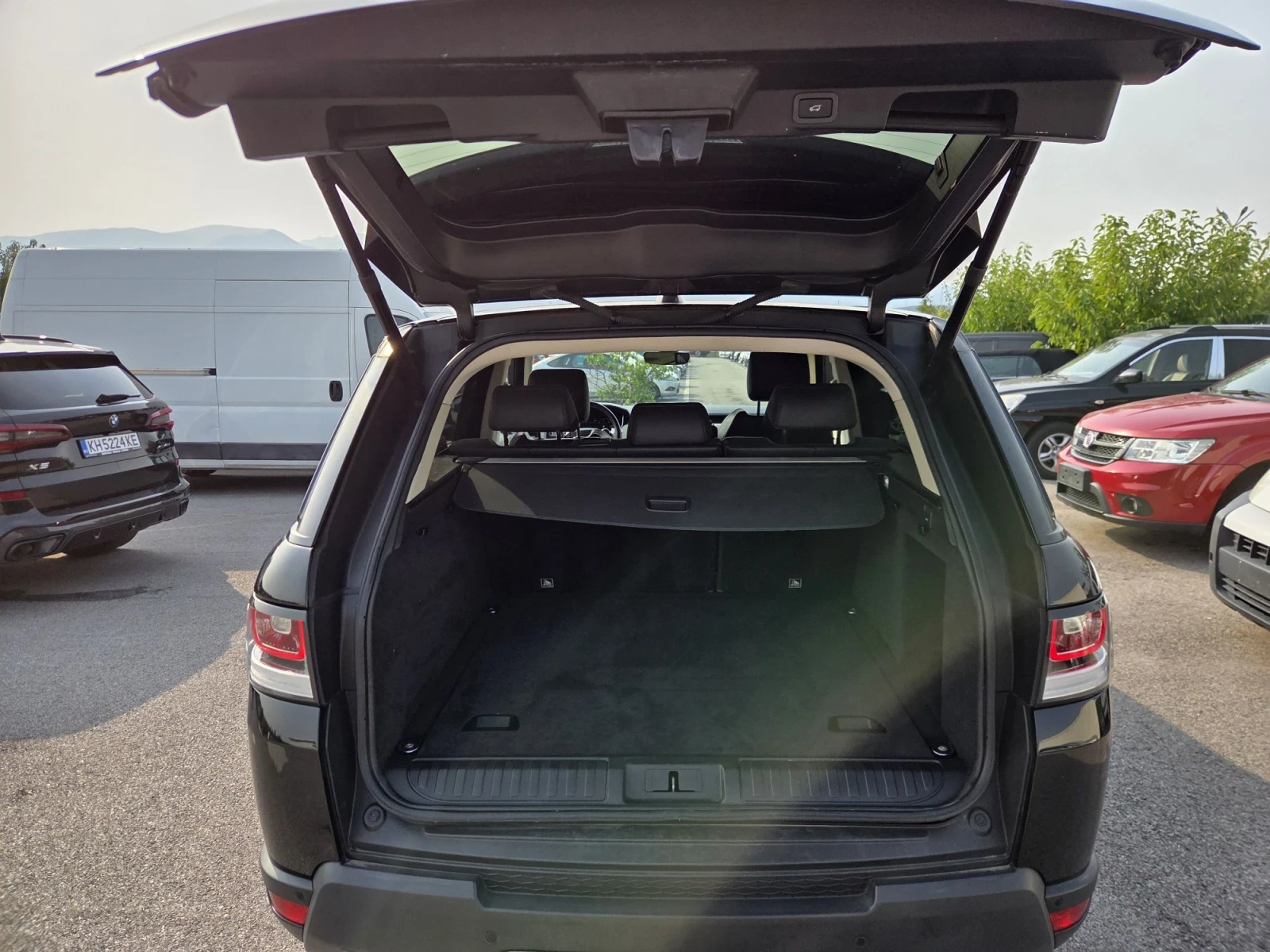 Land Rover Range Rover Sport D, снимка 13 - Автомобили и джипове - 53934838
