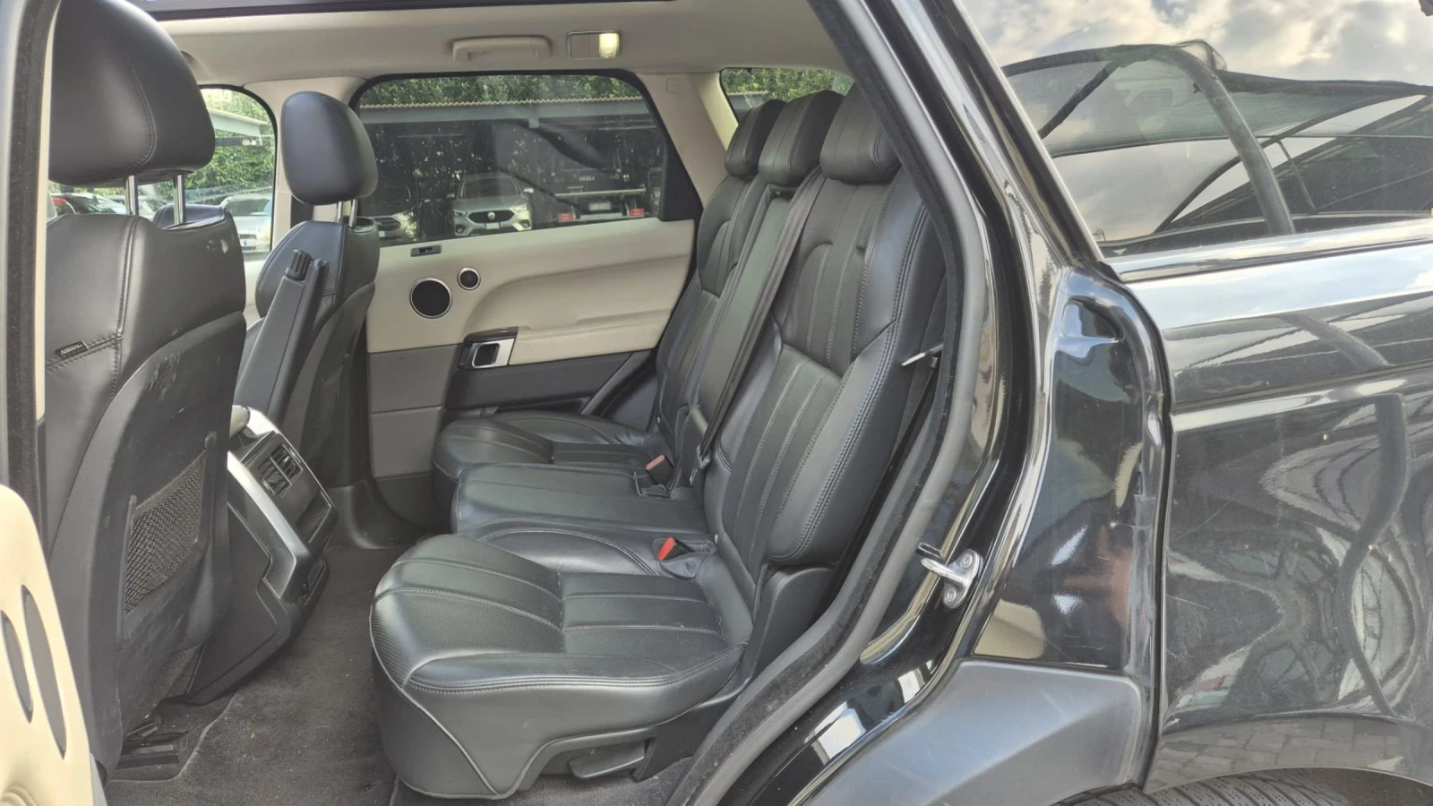 Land Rover Range Rover Sport D, снимка 13 - Автомобили и джипове - 53934838