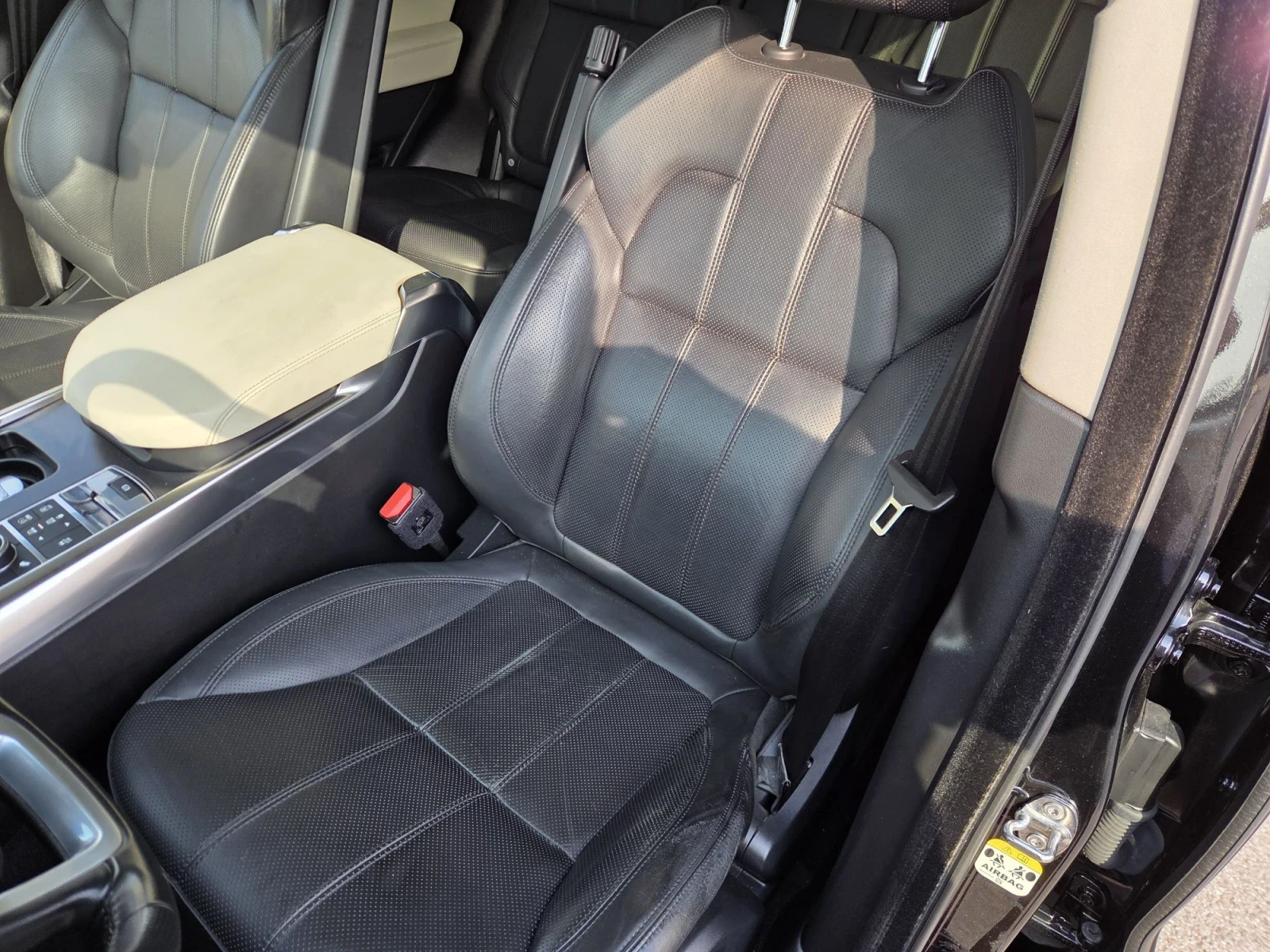 Land Rover Range Rover Sport D, снимка 7 - Автомобили и джипове - 53934838