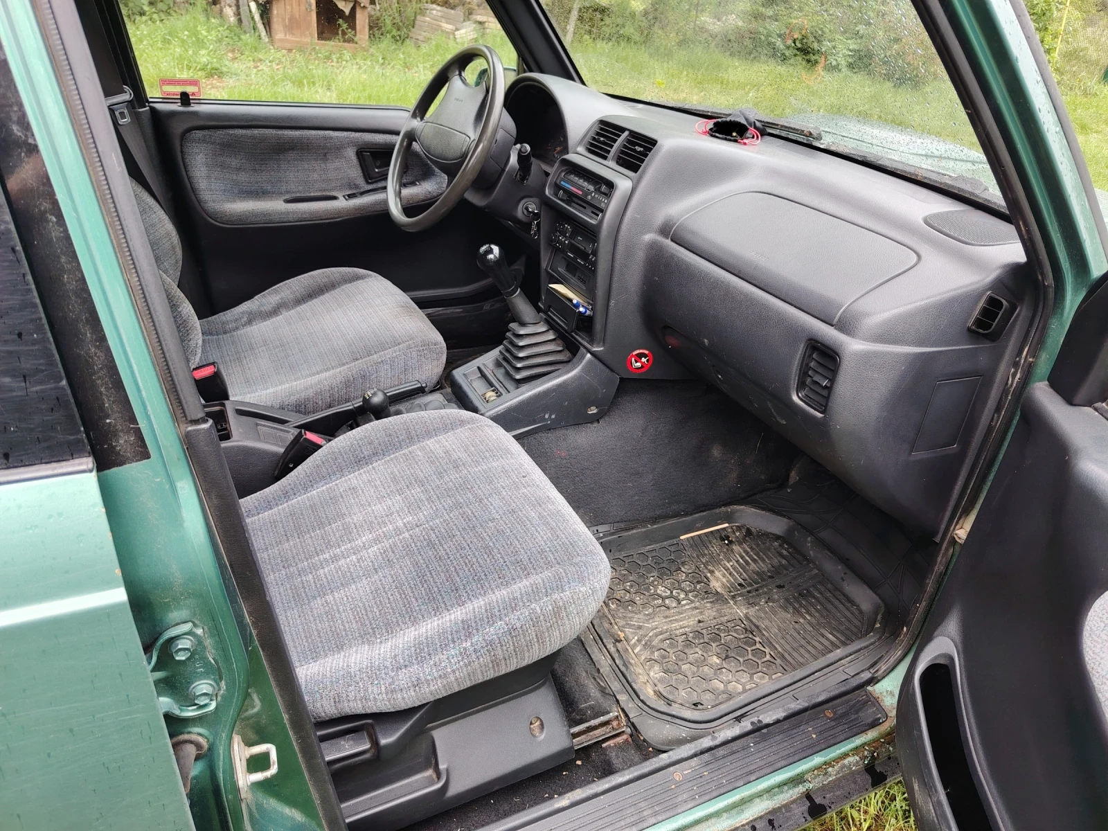 Suzuki Vitara Дизел, снимка 4 - Автомобили и джипове - 54582345