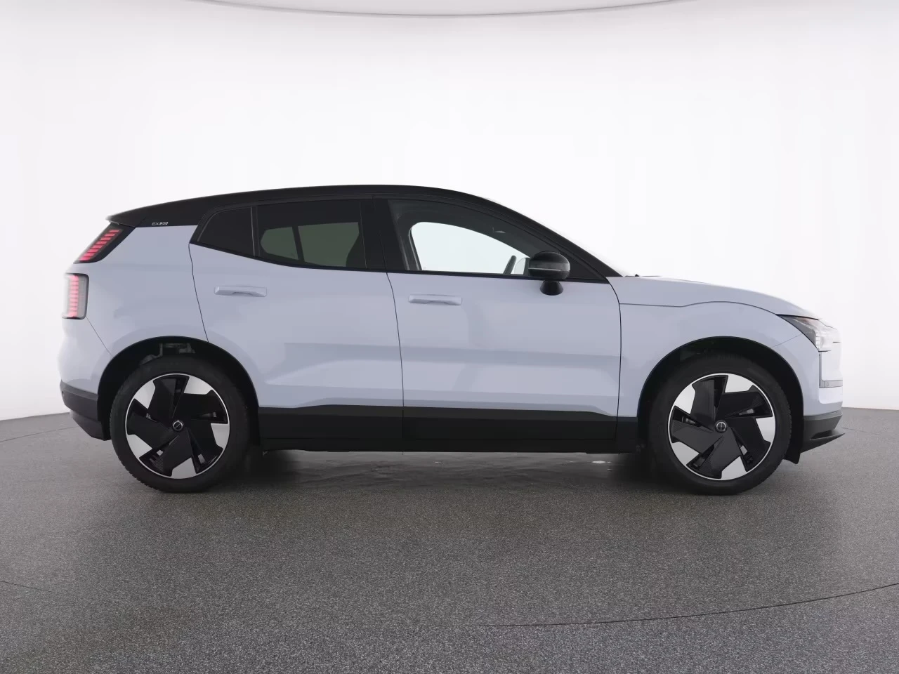 Volvo EX30 Extended Range Plus DISTR 360* Winter Package H/K | Mobile.bg � ����������� 7