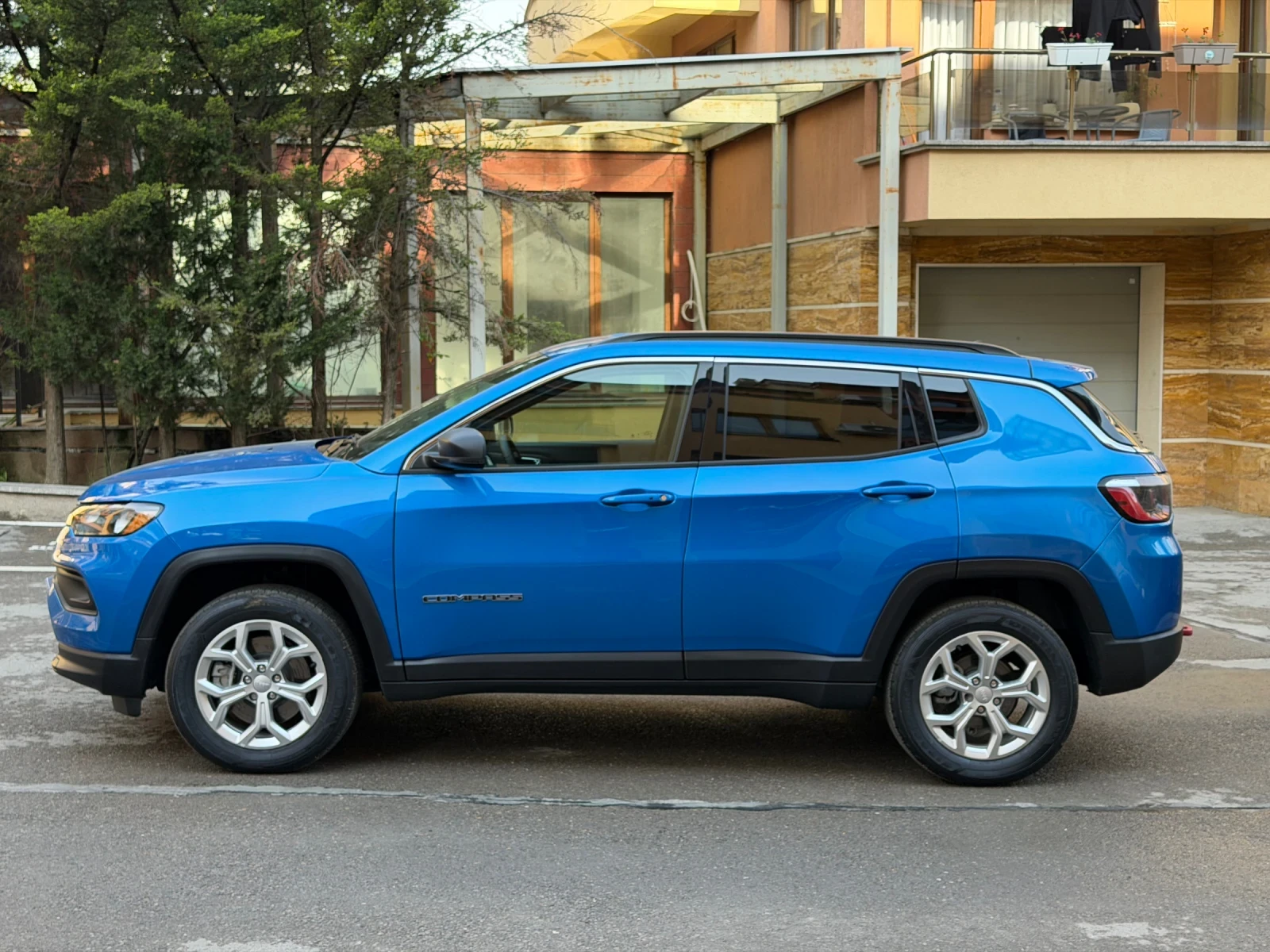 Jeep Compass 2.0T AWD, снимка 8 - Автомобили и джипове - 54981323